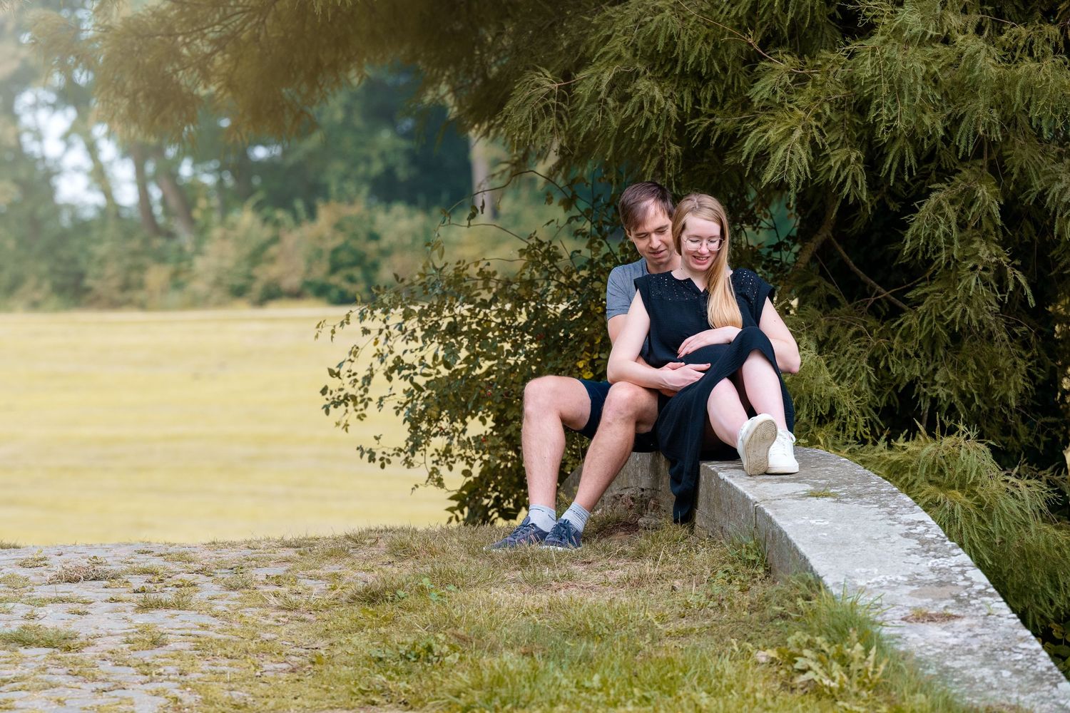 zwangerschapsfotografie Halle, zwangerschapsfotograaf Halle, zwangerschapsshoot, zwangerschapsfoto’s, bellyshoot, shoot op locatie.