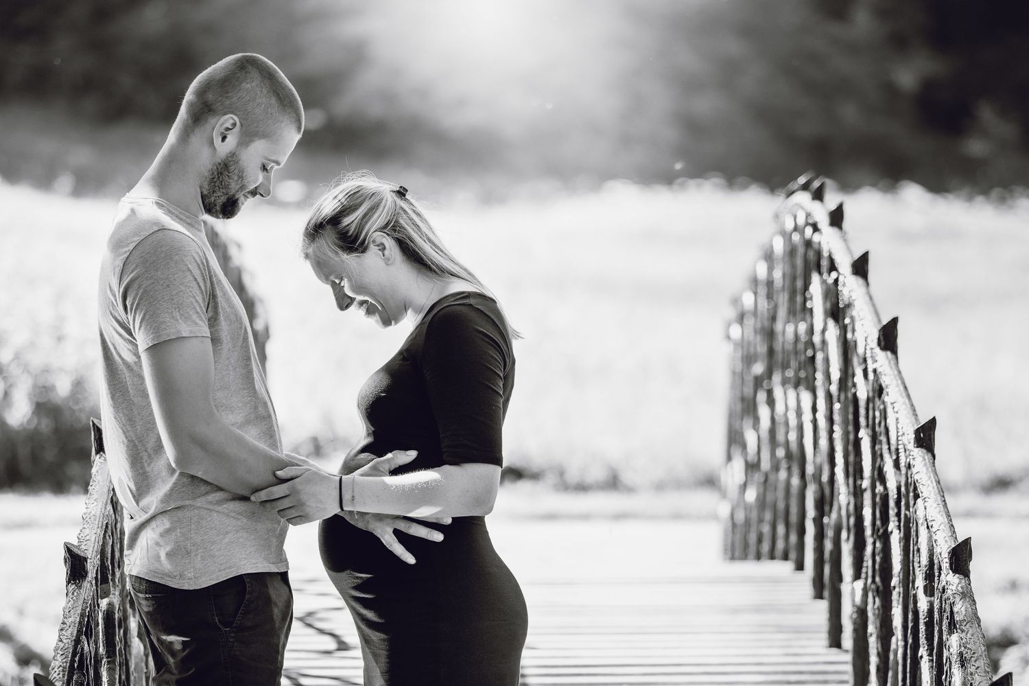 zwangerschapsfotografie Halle, zwangerschapsfotograaf Halle, zwangerschapsshoot, zwangerschapsfoto’s, bellyshoot, shoot op locatie.