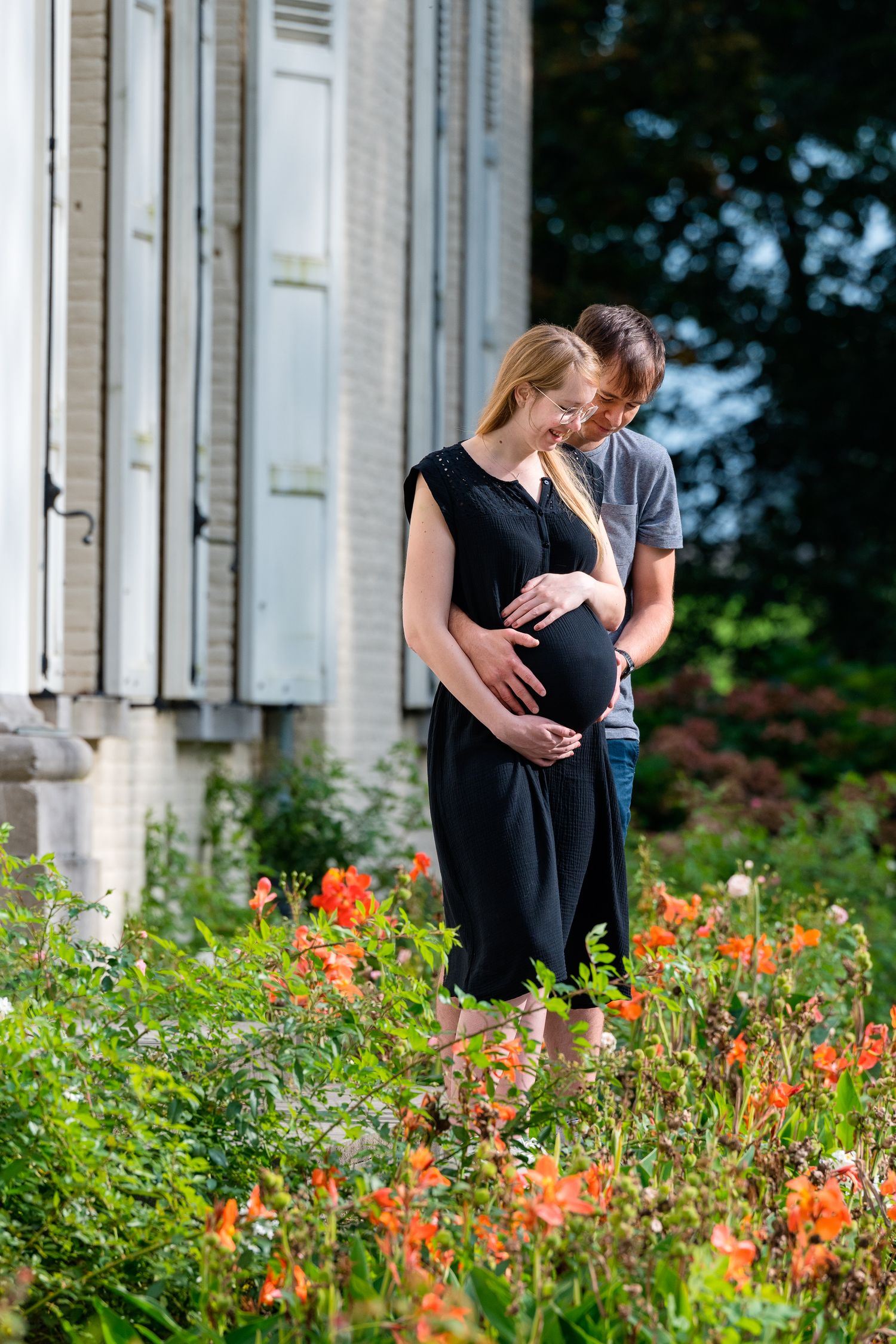 zwangerschapsfotografie Halle, zwangerschapsfotograaf Halle, zwangerschapsshoot, zwangerschapsfoto’s, bellyshoot, shoot op locatie.