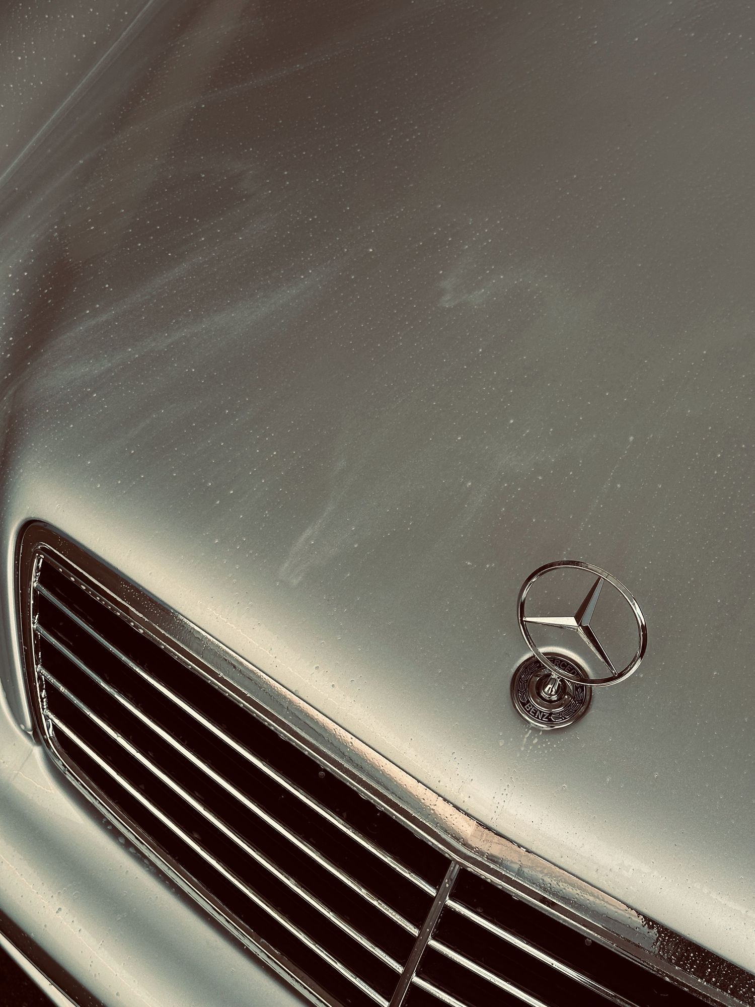 c32 AMG hood with Merdcedes-Benz star.