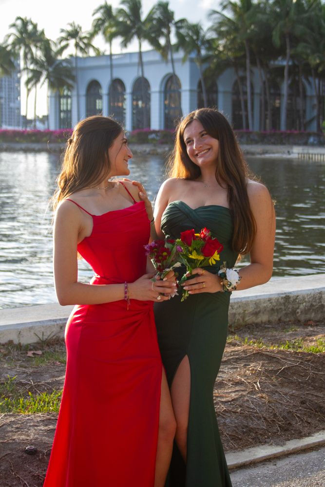 Palm Beach Gardens senior friends prom portrait at sunset
