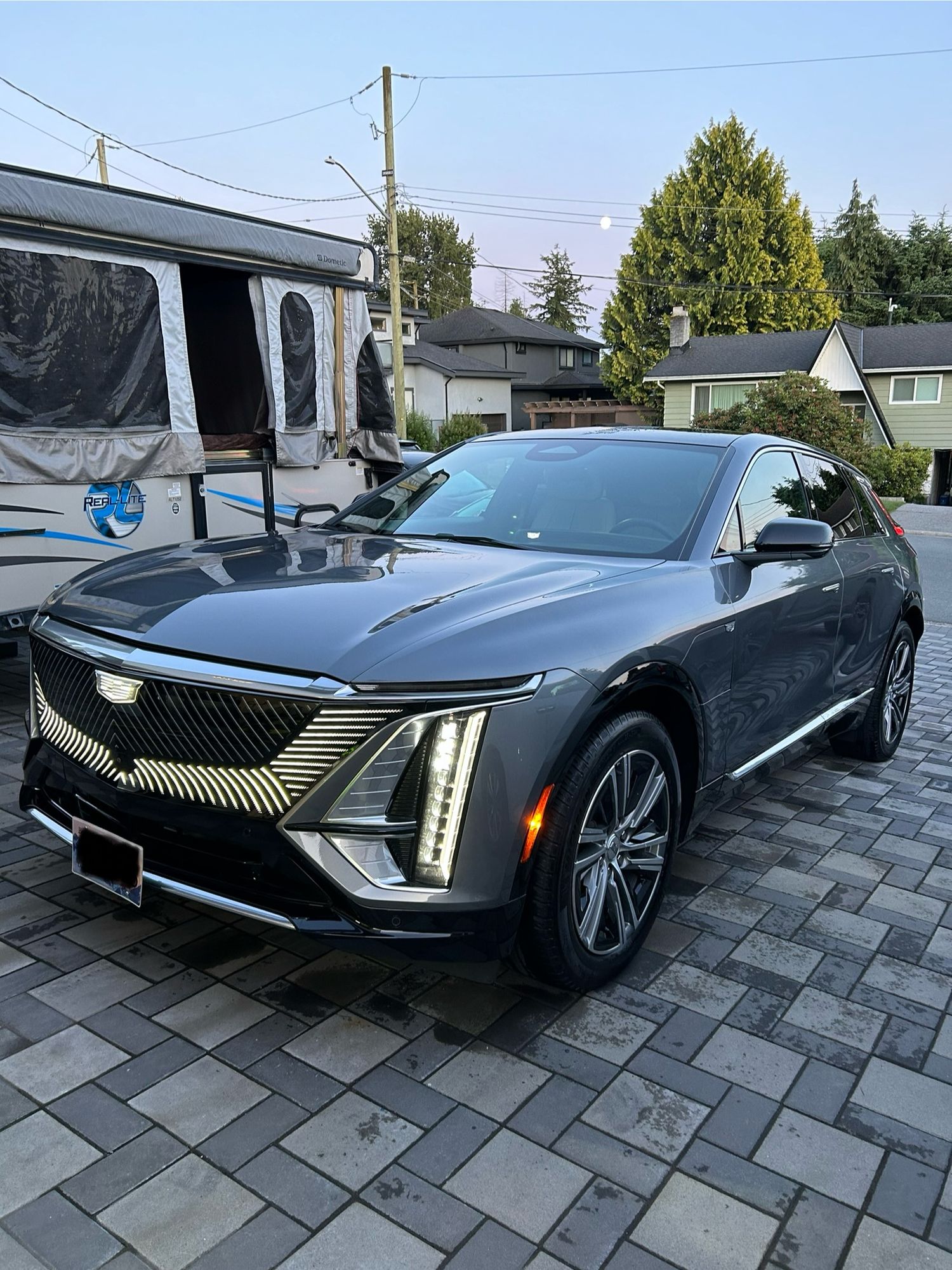Exterior Car Detailing in Surrey, Delta, Cloverdale, Langley & White Rock