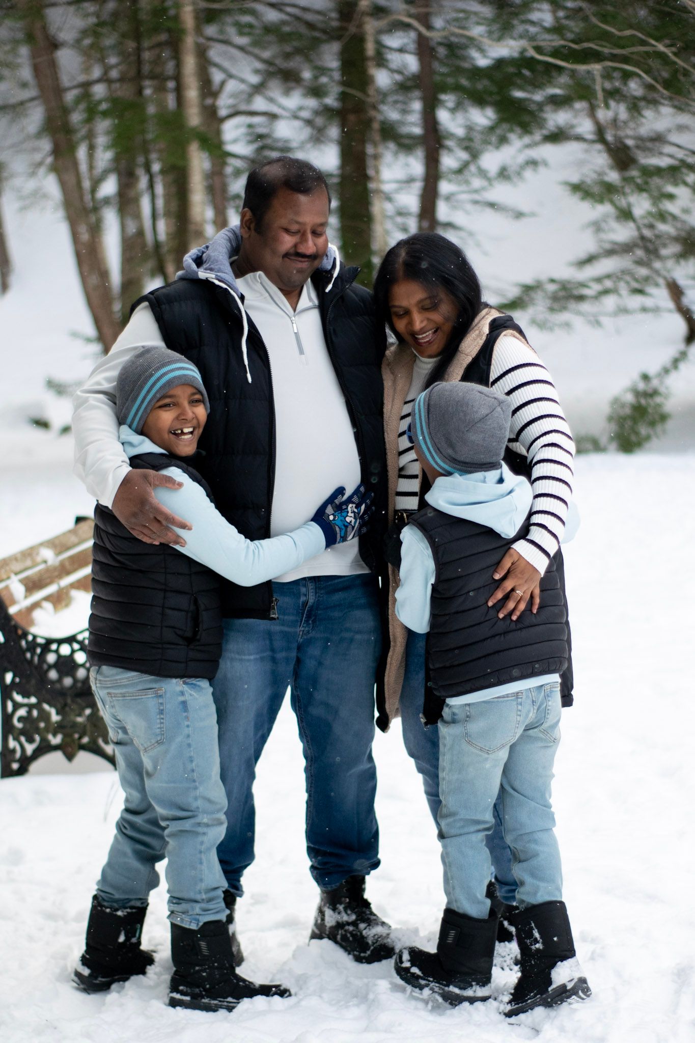 Family of four smiling during outdoor photography session in Halifax

family photographer, Halifax photographer, Nova Scotia photographer, l