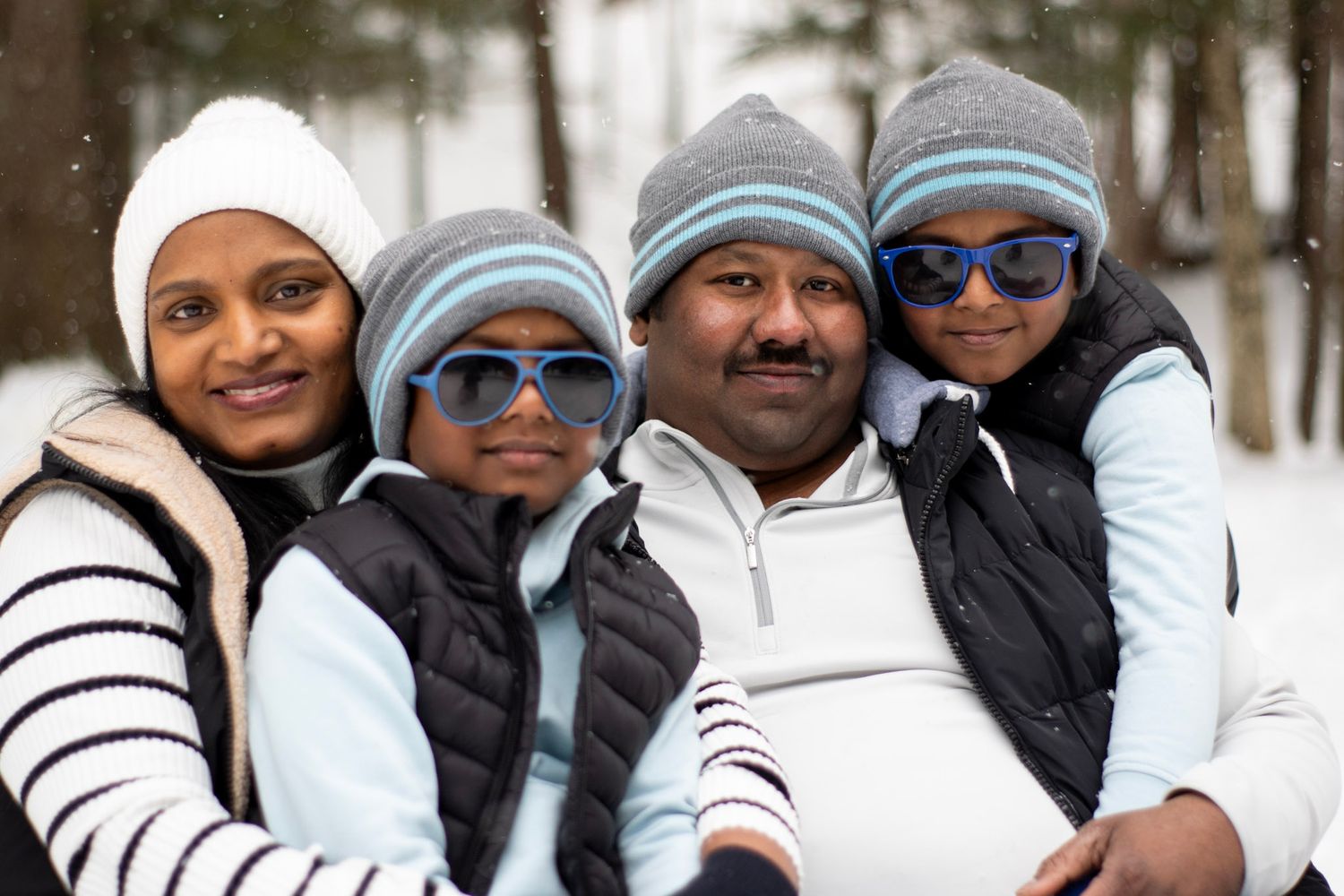 family photographer, Halifax photographer, Nova Scotia photographer, lifestyle portraits, candid family photos