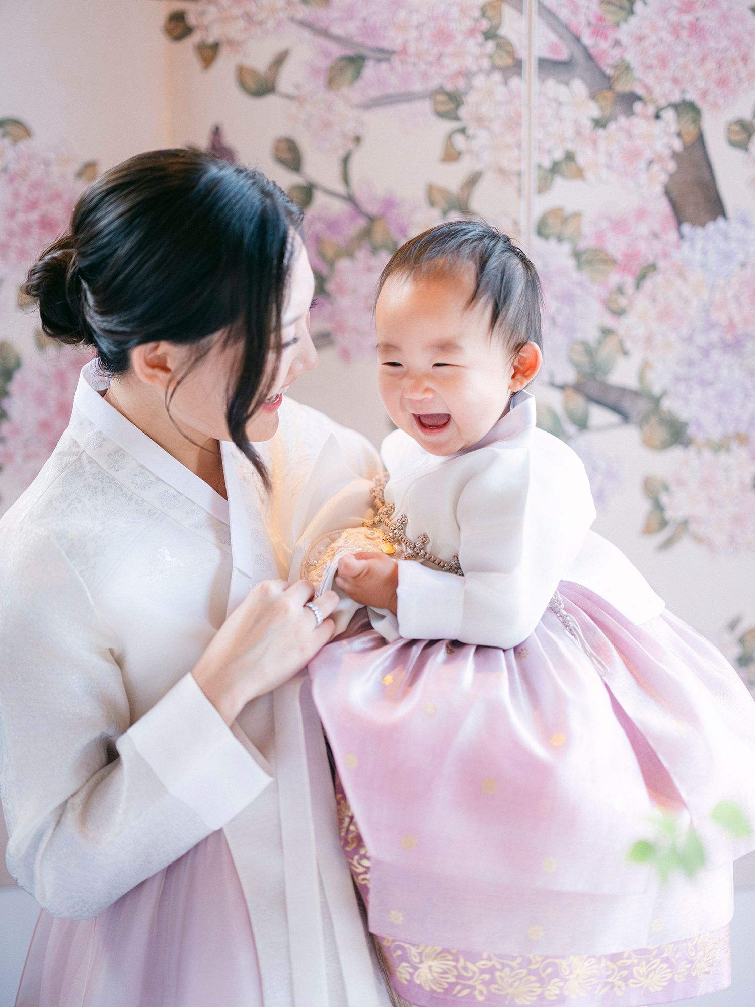 Traditional 100th-day and first birthday (Dol) celebration photography in NYC by STUDIO OC