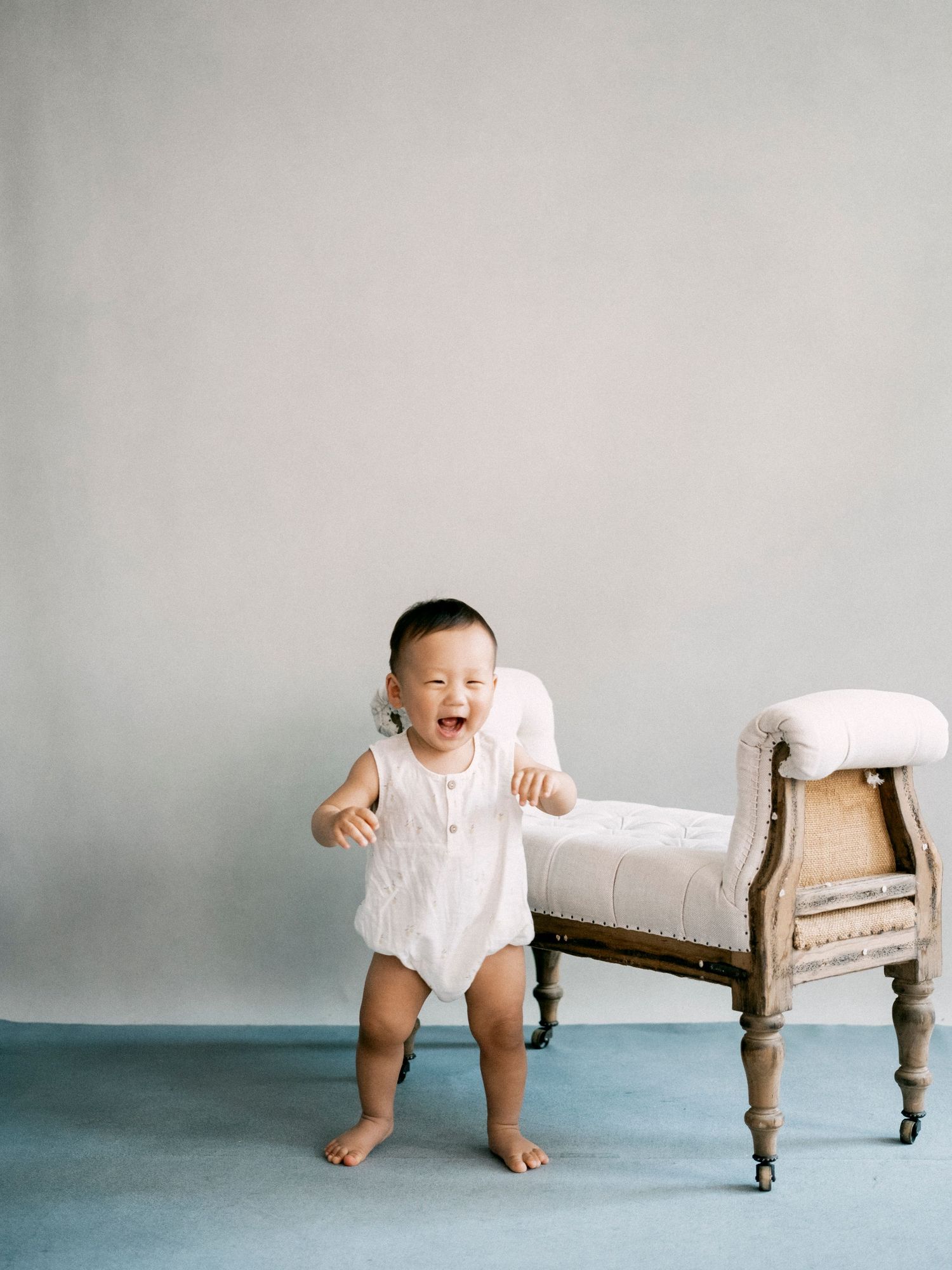 On-location lifestyle portrait photography in iconic New York City settings by STUDIO OC