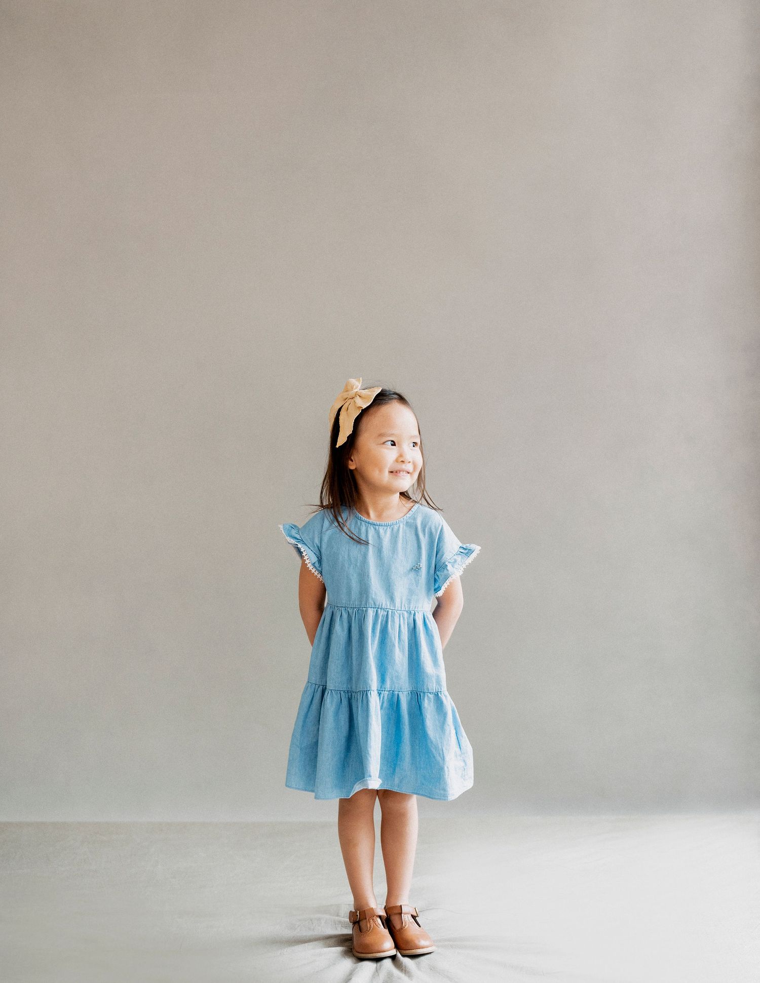 On-location lifestyle portrait photography in iconic New York City settings by STUDIO OC