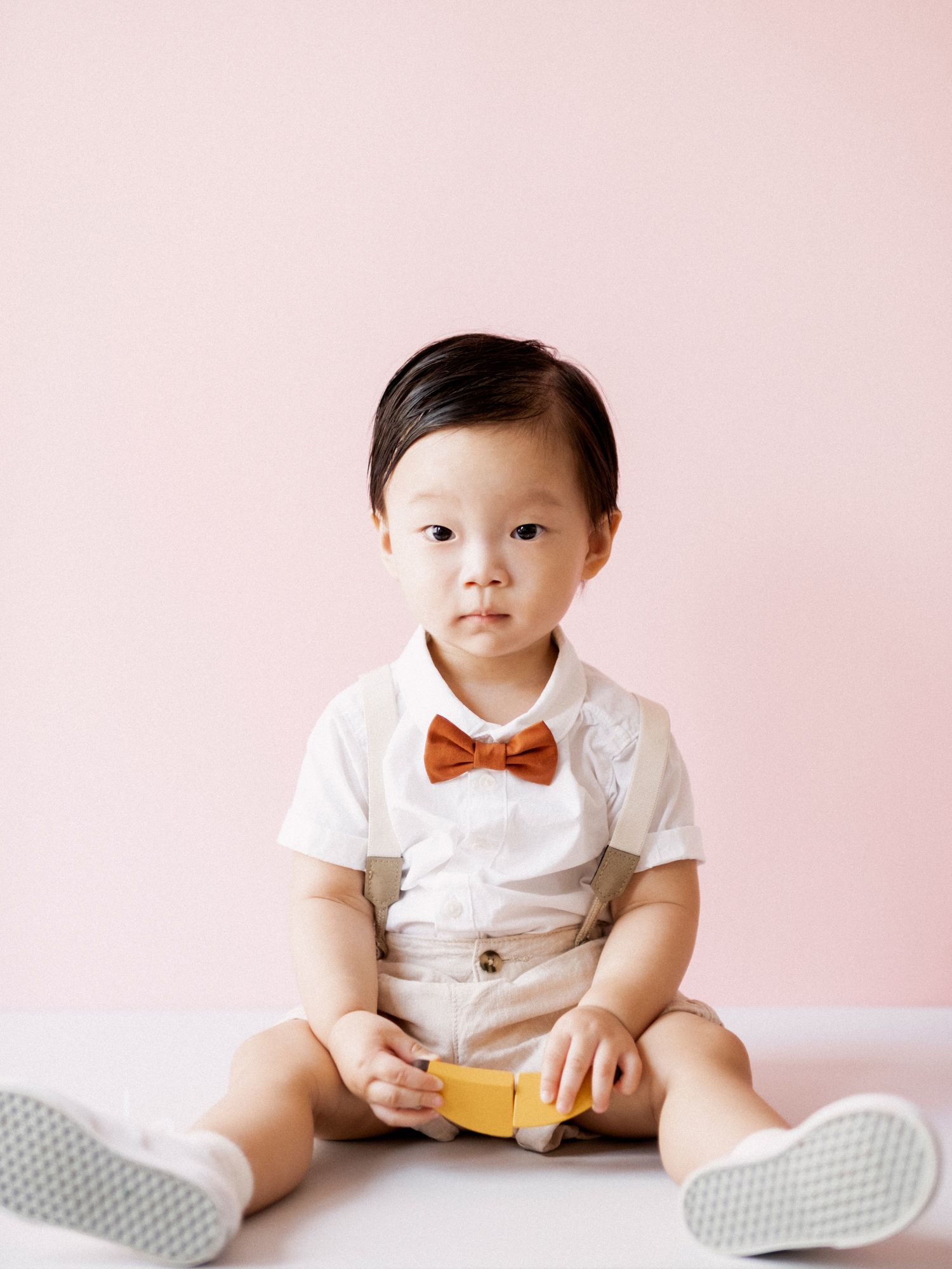 On-location lifestyle portrait photography in iconic New York City settings by STUDIO OC