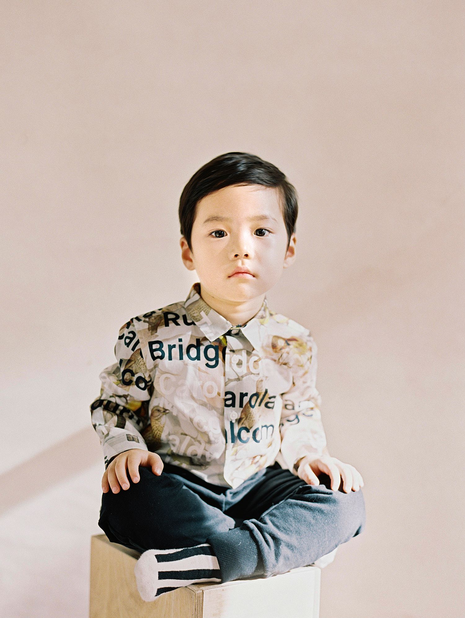 On-location lifestyle portrait photography in iconic New York City settings by STUDIO OC