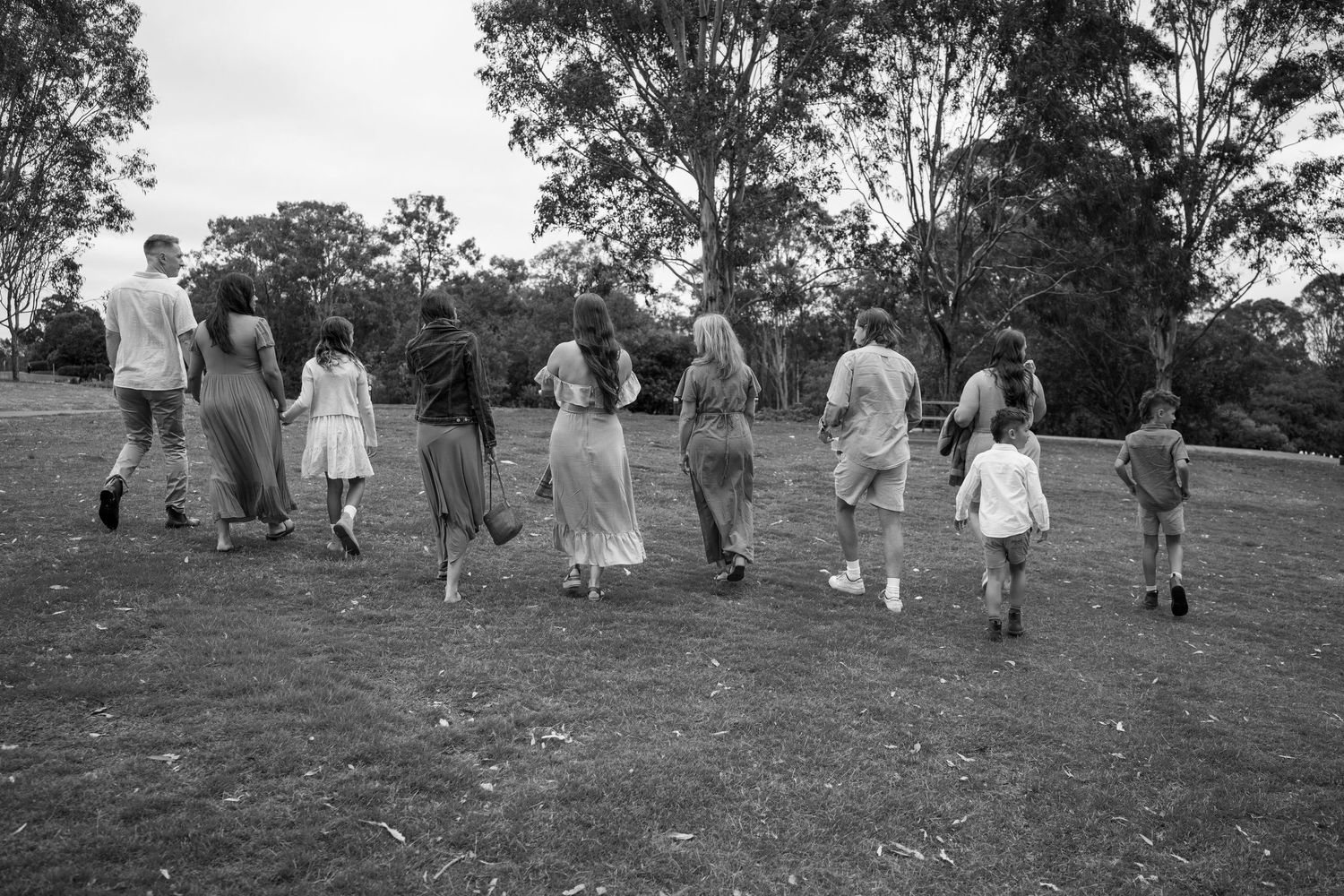 Western Sydney family photographer capturing relaxed, heartfelt moments between parents and children