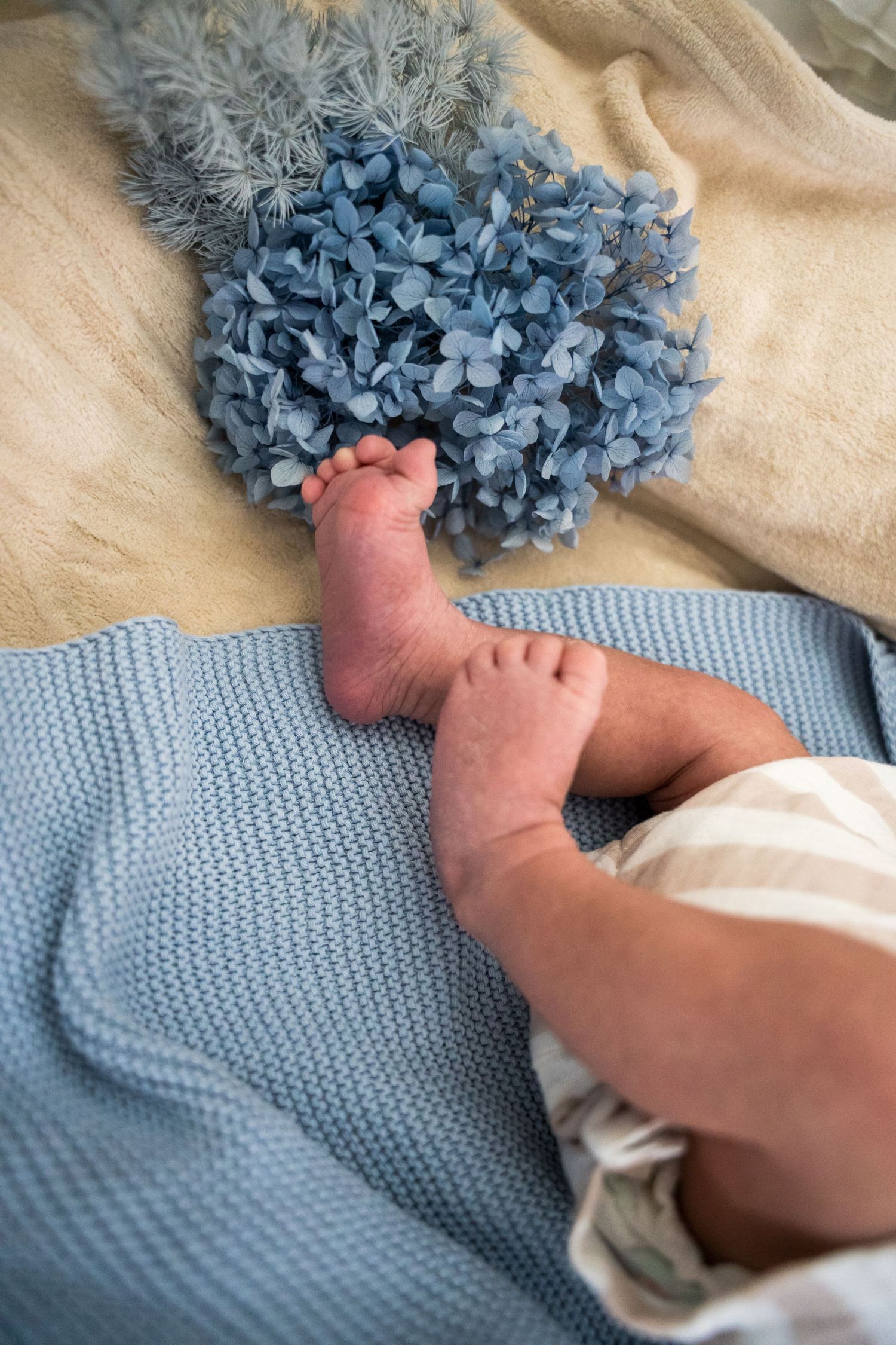 Emotive maternity photography celebrating motherhood and connection in Western Sydney