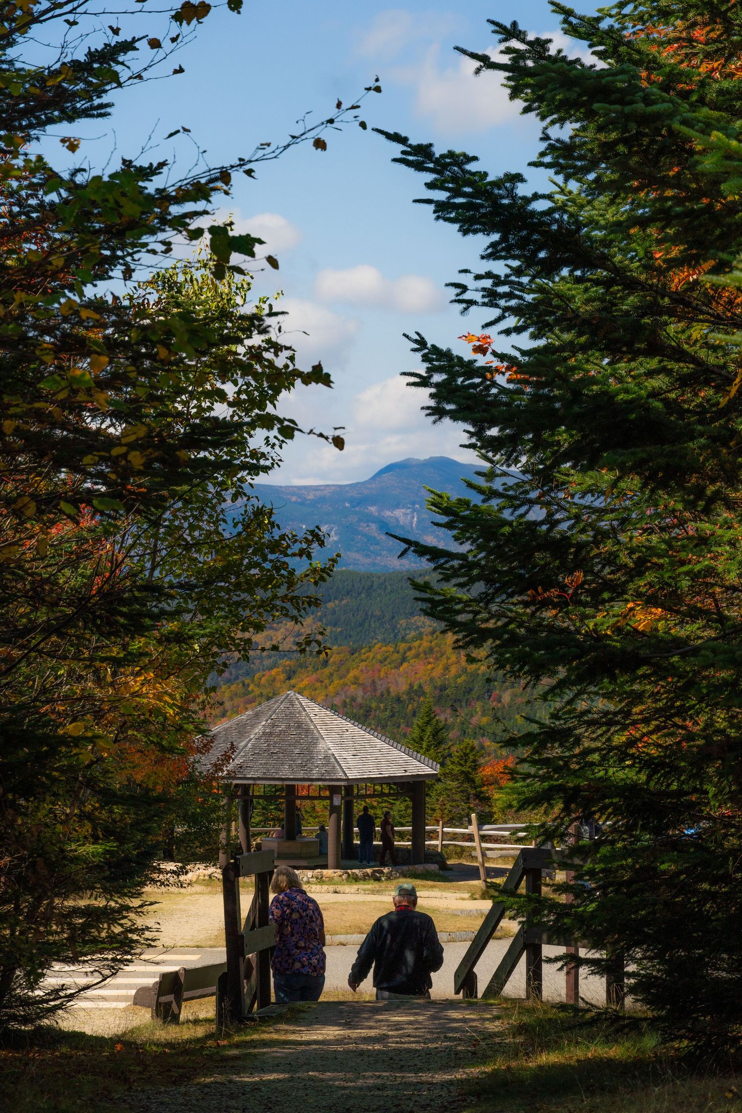 Fall photo mountains in New Hampshire