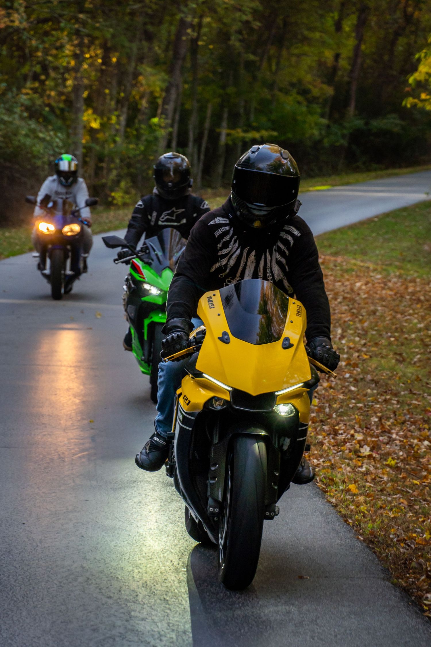 Yellow Anniversary edition 2016 R1 cruising with friends in the fall