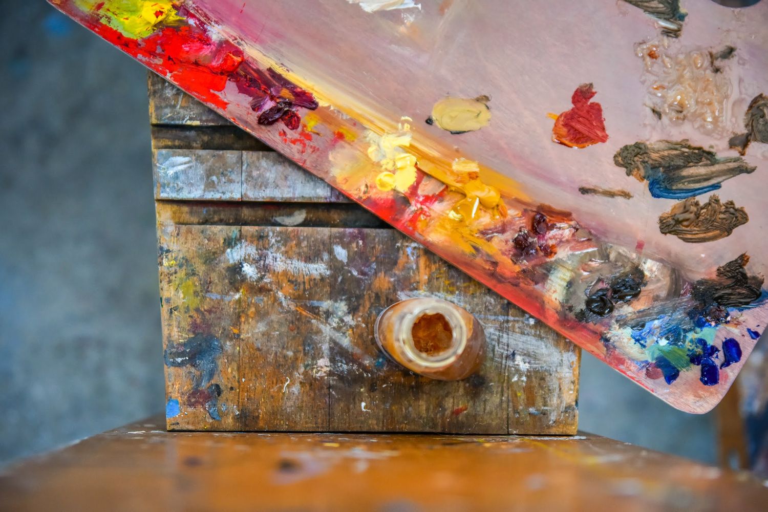 stony brook university art palette with paint  | HIGHER EDUCATION PHOTOGRAPHER, UNIVERSITY PHOTOGRAPHER, COMMERCIAL PHOT