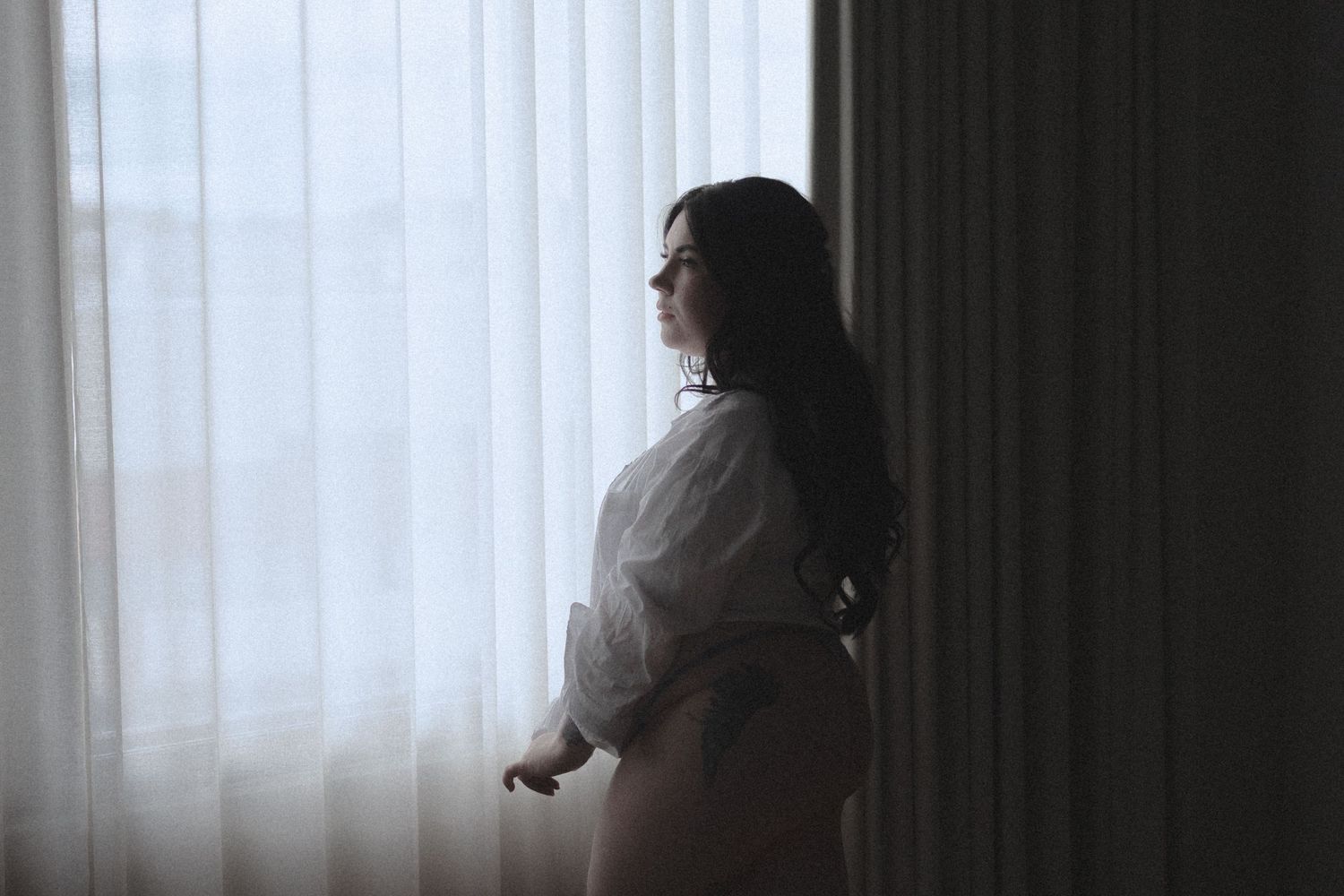 Boudoirkuvaus ja luonnollinen muotokuvaus Jyväskylässä - Maija Kemell