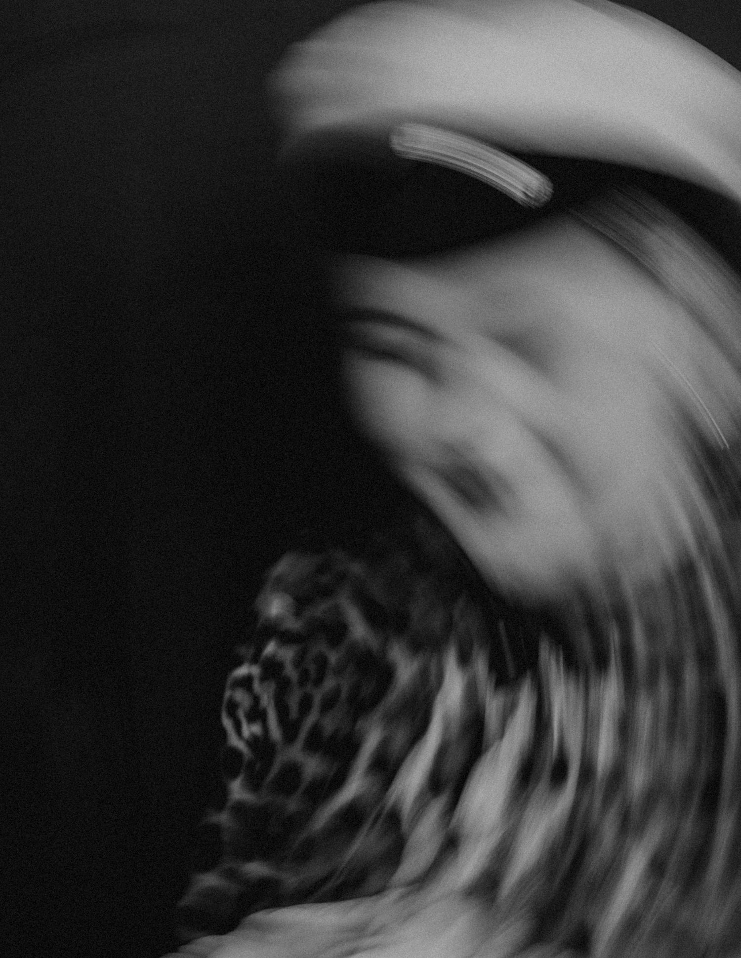 Luonnollinen ylioppilaskuvaus miljöössä Jyväskylässä - Valokuvaaja Maija Kemell