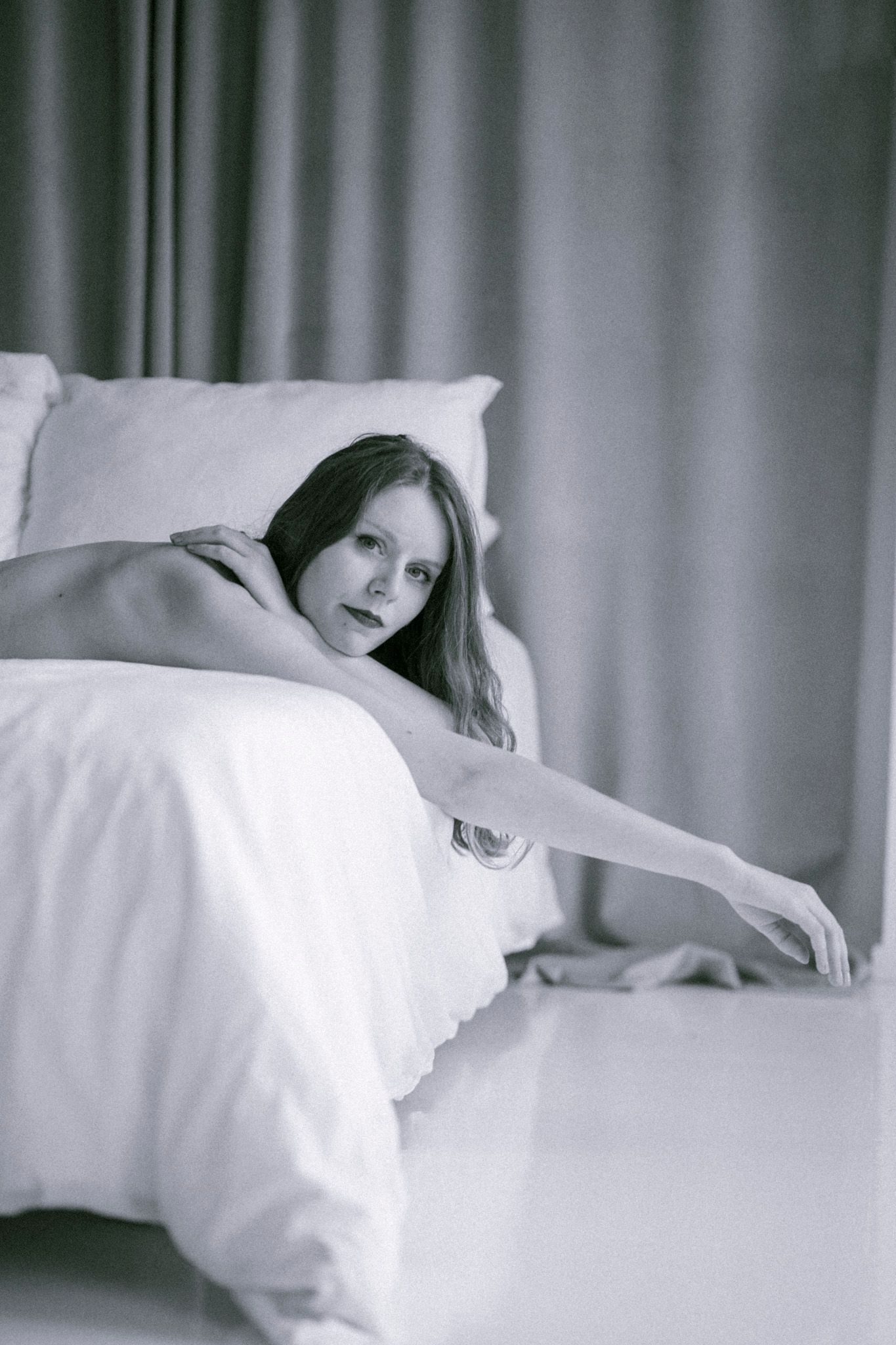 Boudoirkuvaus ja luonnollinen muotokuvaus Jyväskylässä - Maija Kemell