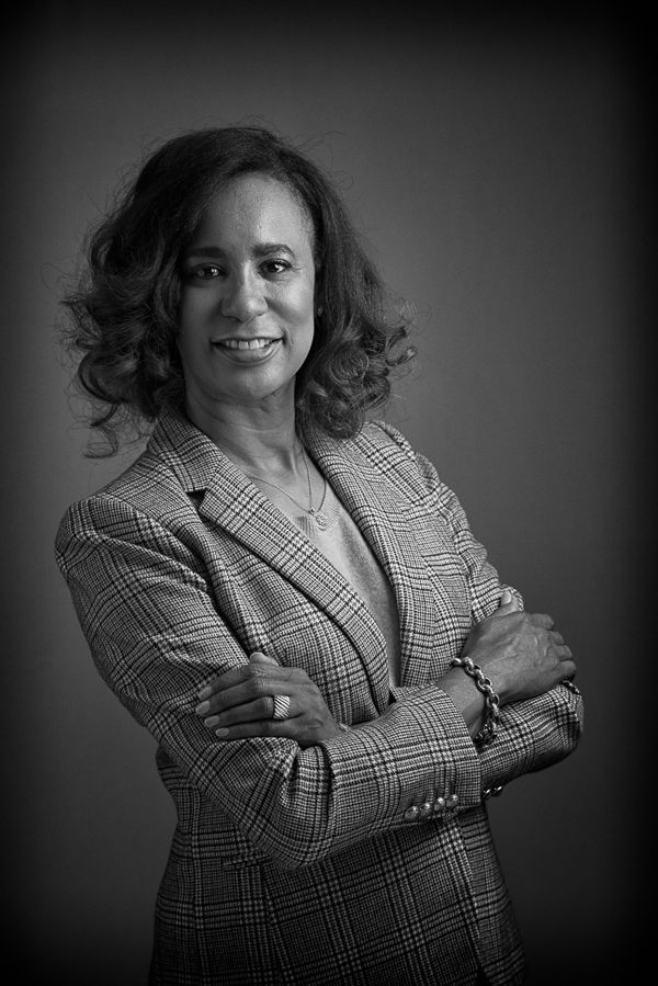 Photography, Female Portraits, Greater Washington DC, Professional Headshot, Corporate, Acting, Black and White