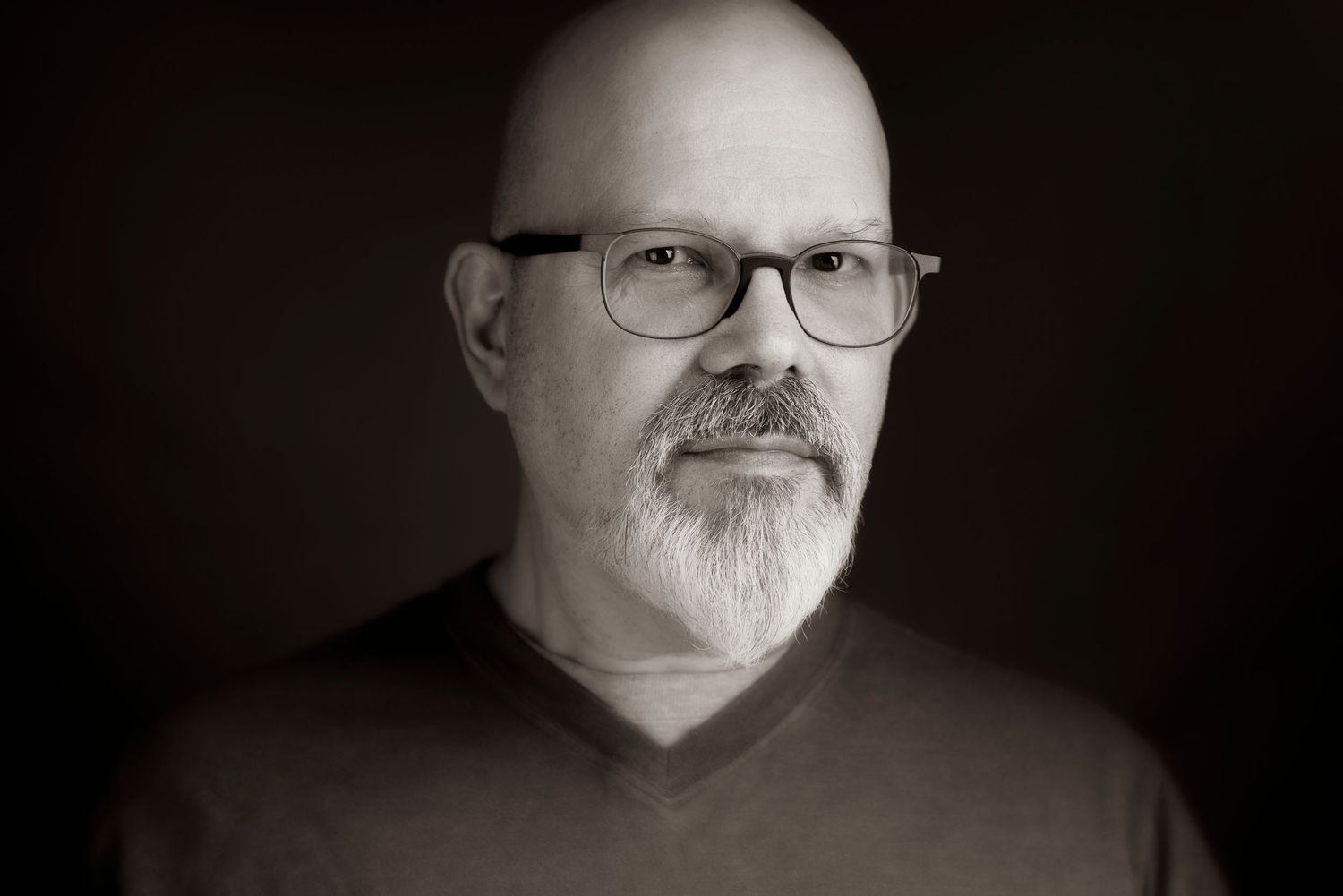 Eric Reiffenstein, Reiffenstein Studios, Black and White Self Portrait, Headshot