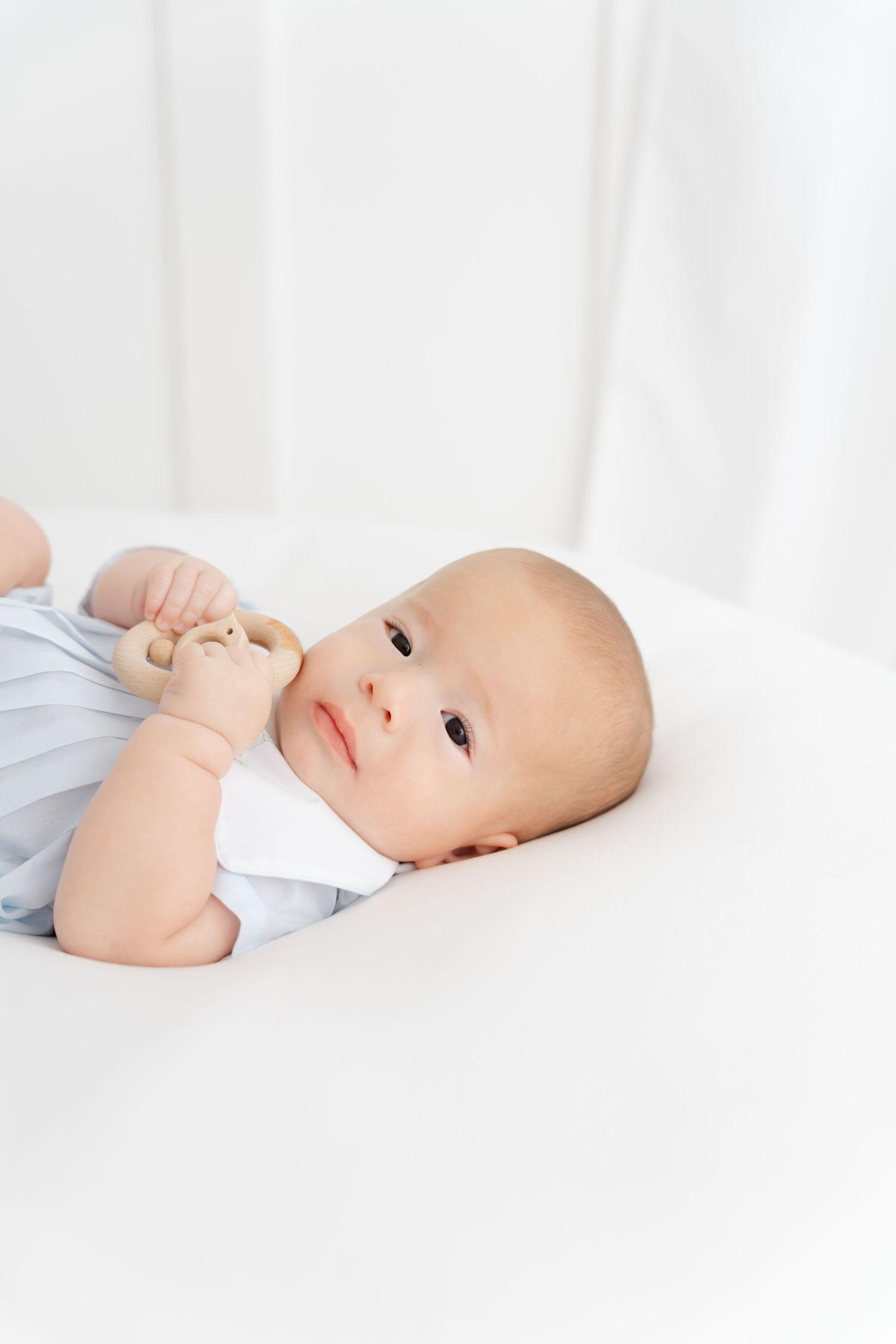 six month baby milestone session in Clarksville TN studio