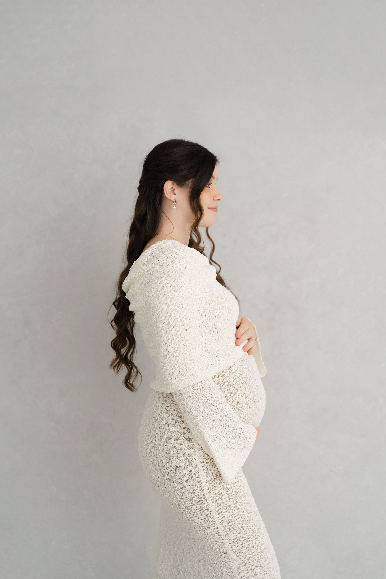 maternity dress from wardrobe collective for Clarksville TN session