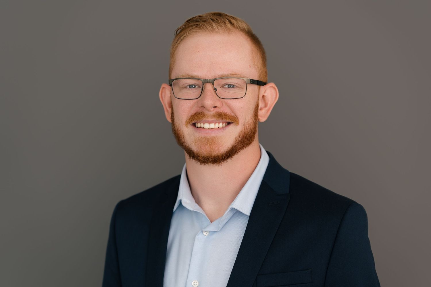 light-filled headshot photography near Nashville TN