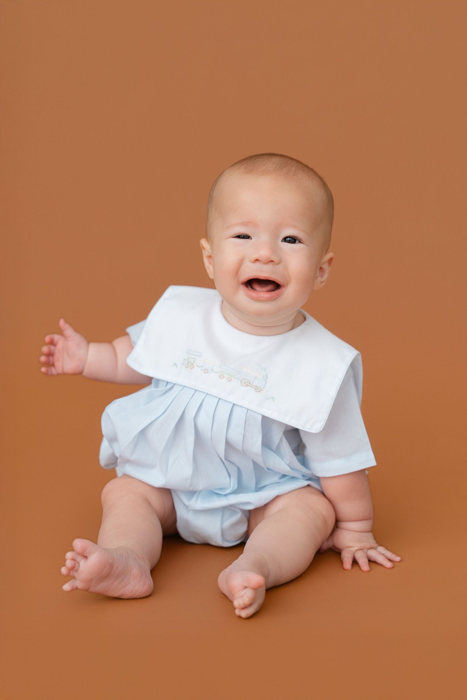 milestone portrait session for baby in Clarksville TN studio