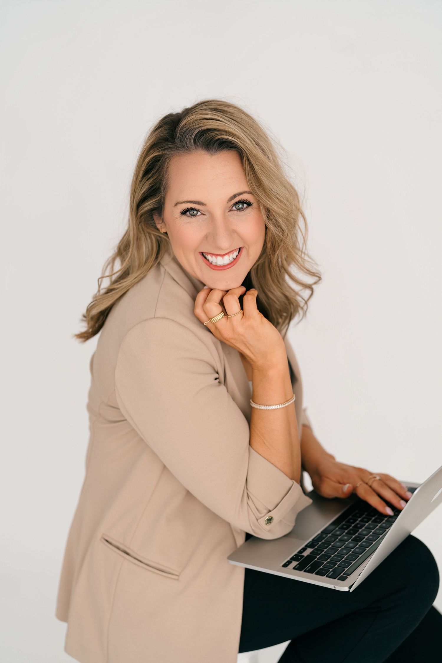 professional portrait in Clarksville TN with minimal styling