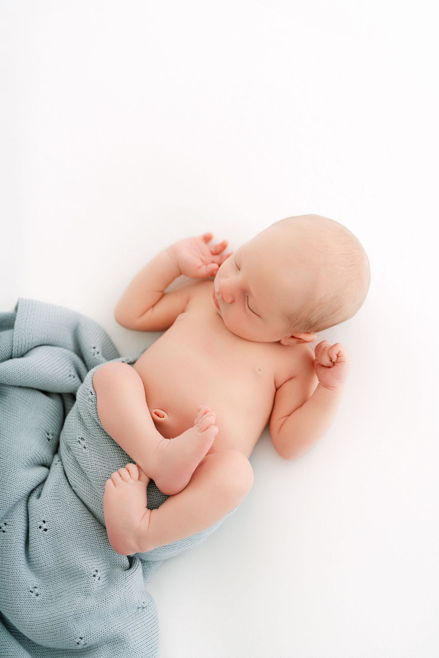 newborn portrait session in Clarksville TN with natural light