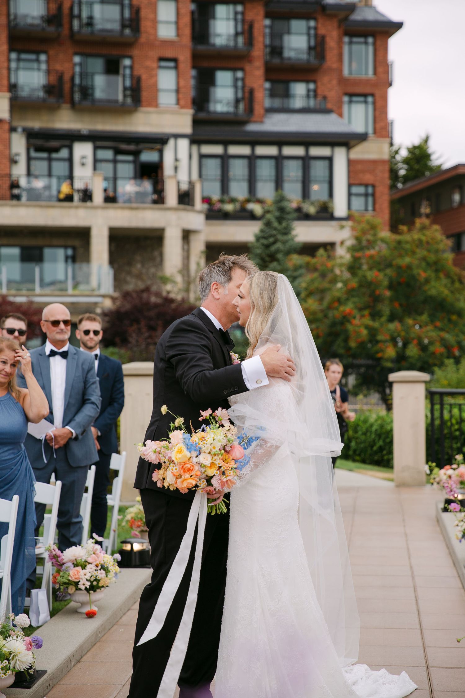 Oak Bay Beach Hotel wedding ceremony Victoria BC