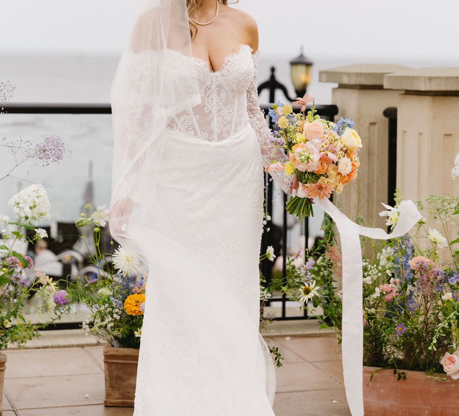 Oak Bay Beach Hotel wedding ceremony Victoria BC