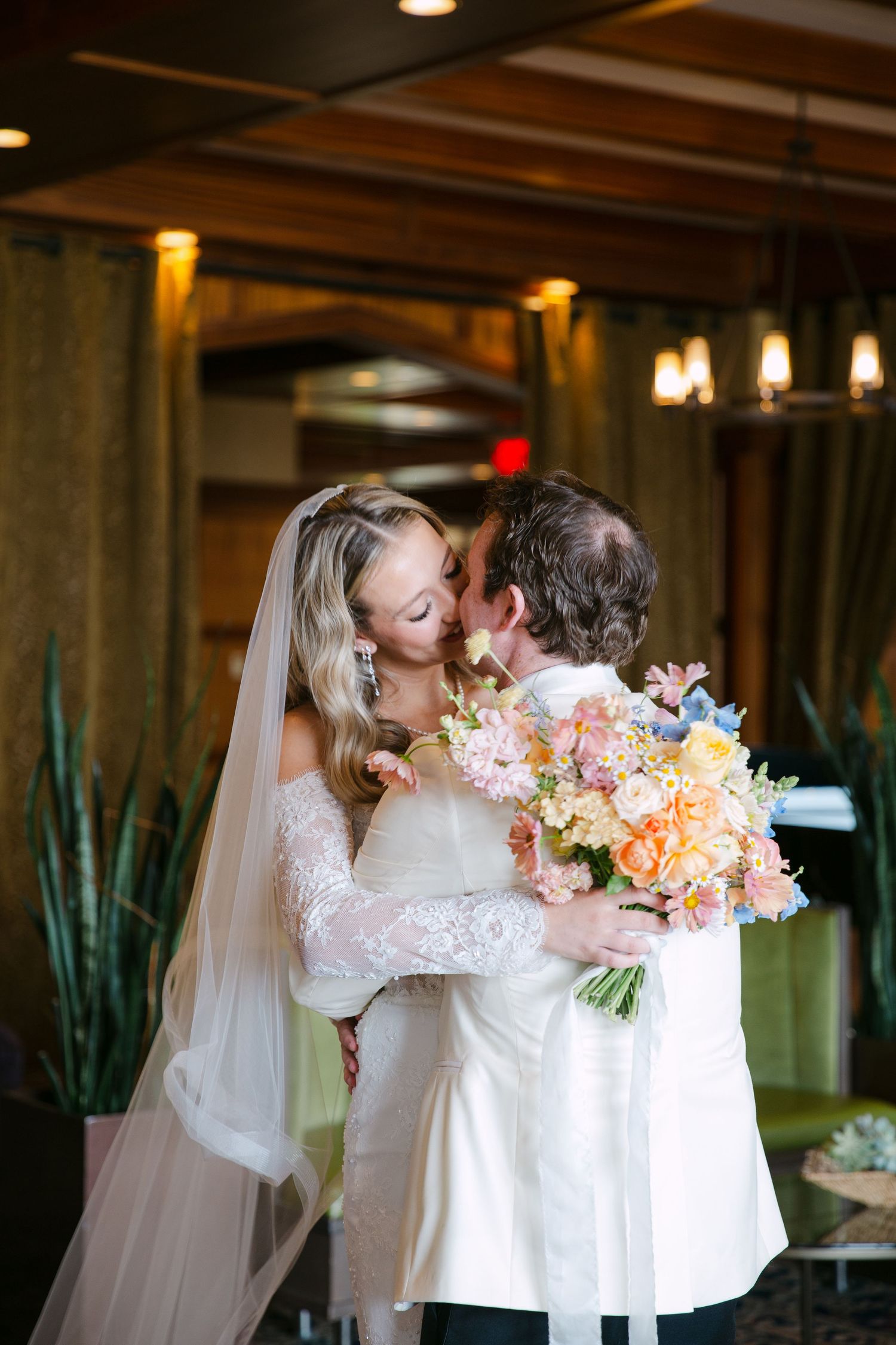 Oak Bay Beach Hotel wedding ceremony Victoria BC