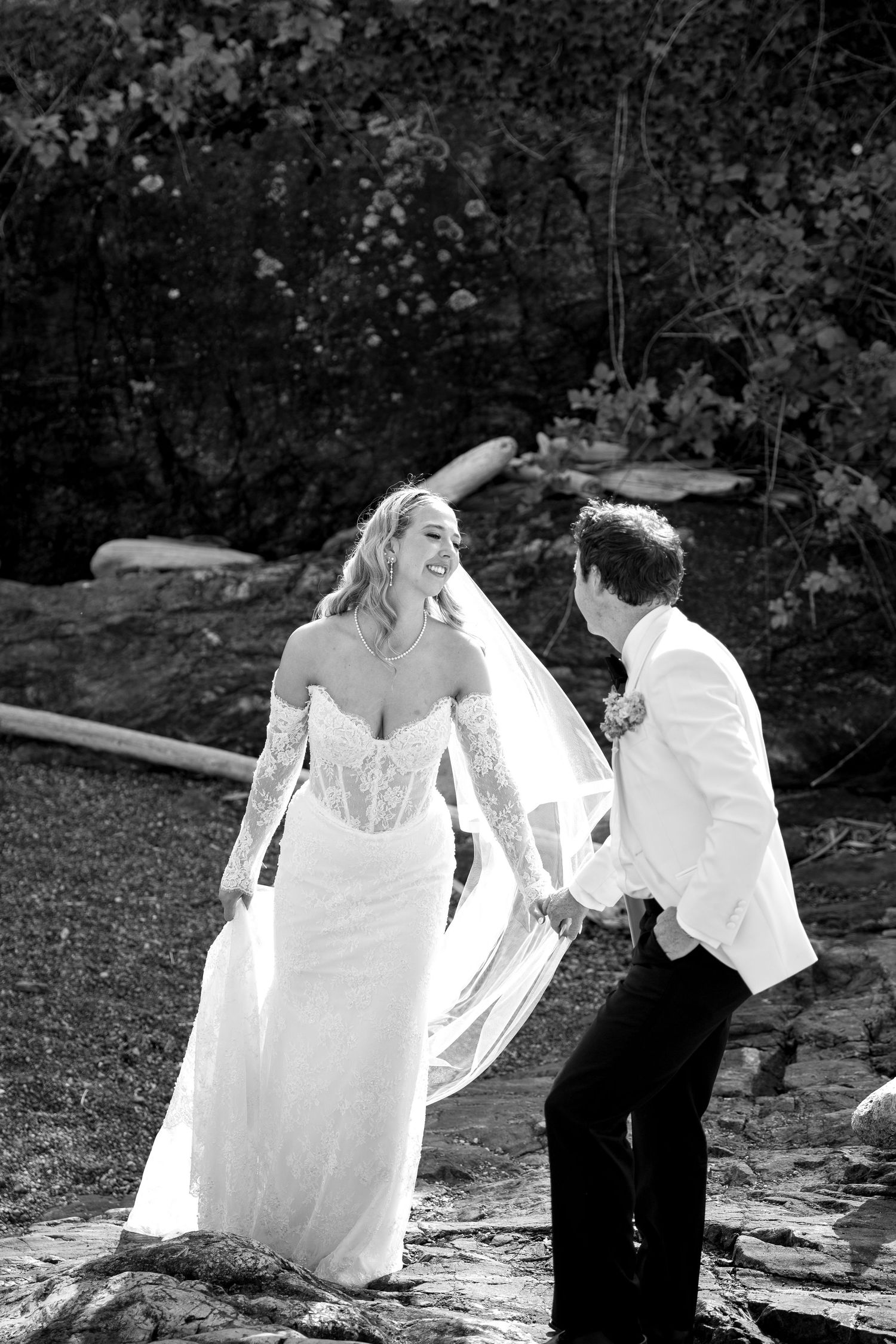 “Oak Bay Beach Hotel wedding ceremony Victoria BC”