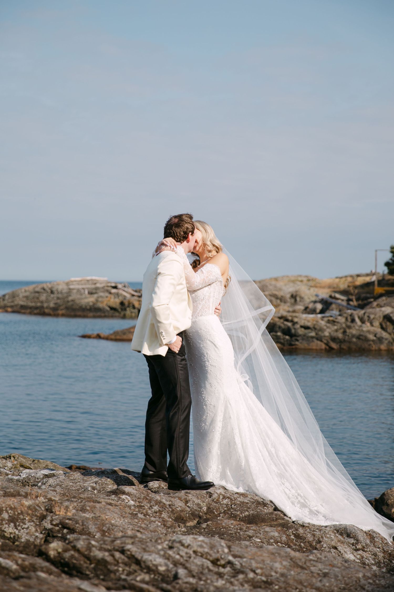 “Oak Bay Beach Hotel wedding ceremony Victoria BC”