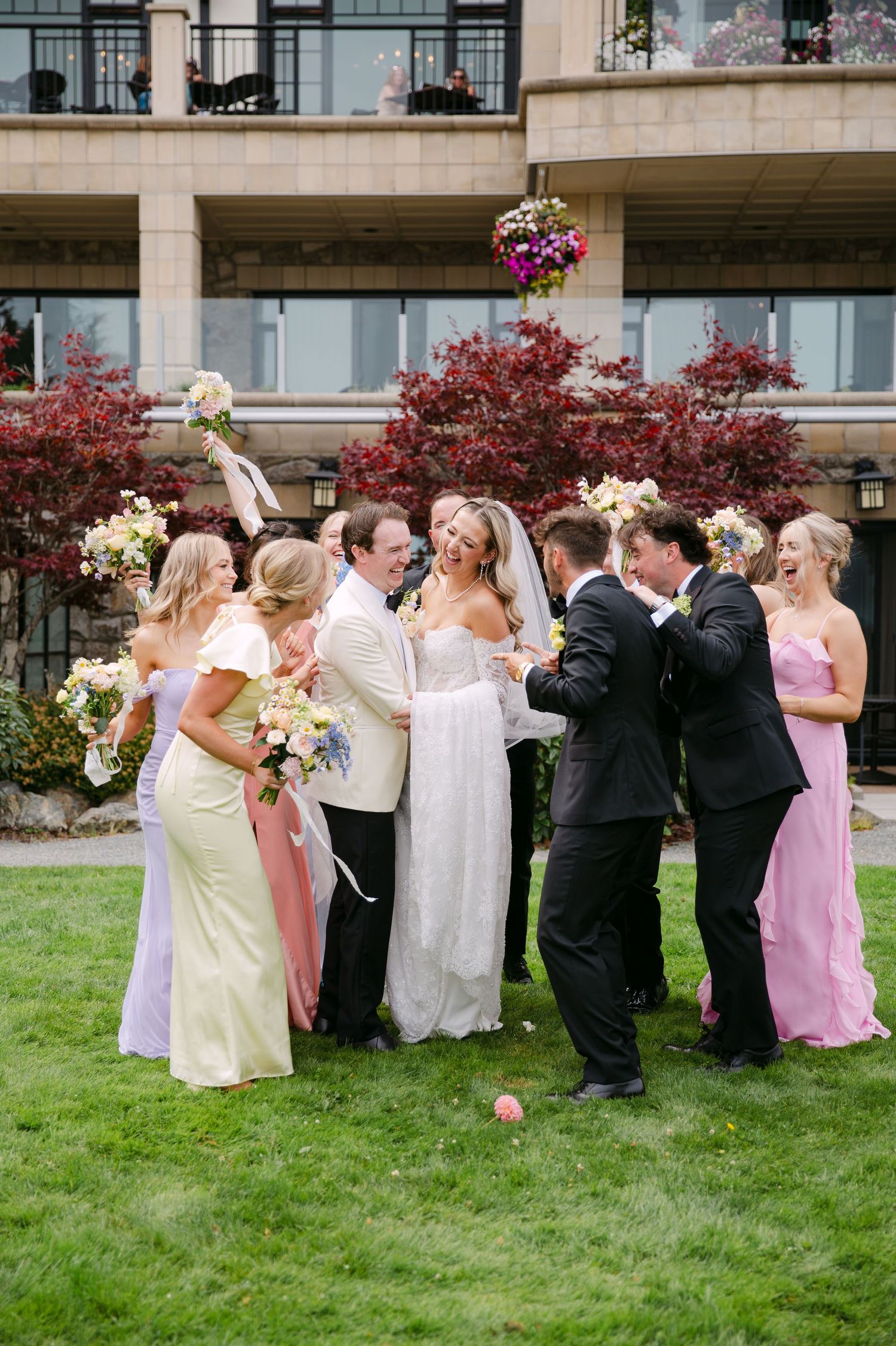 Oak Bay Beach Hotel wedding ceremony Victoria BC