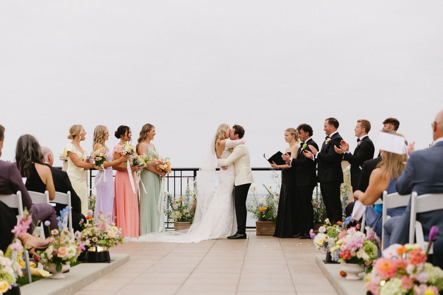 Oak Bay Beach Hotel wedding ceremony Victoria BC