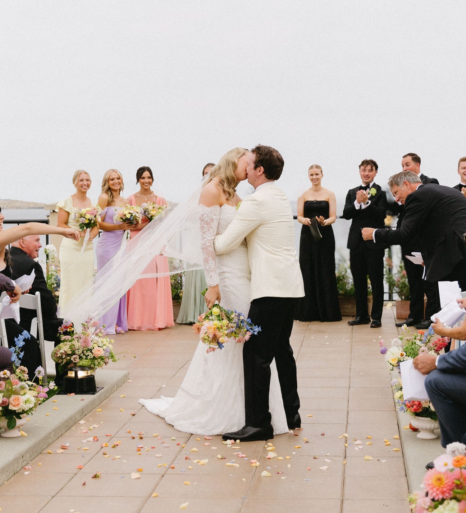 Oak Bay Beach Hotel wedding ceremony Victoria BC