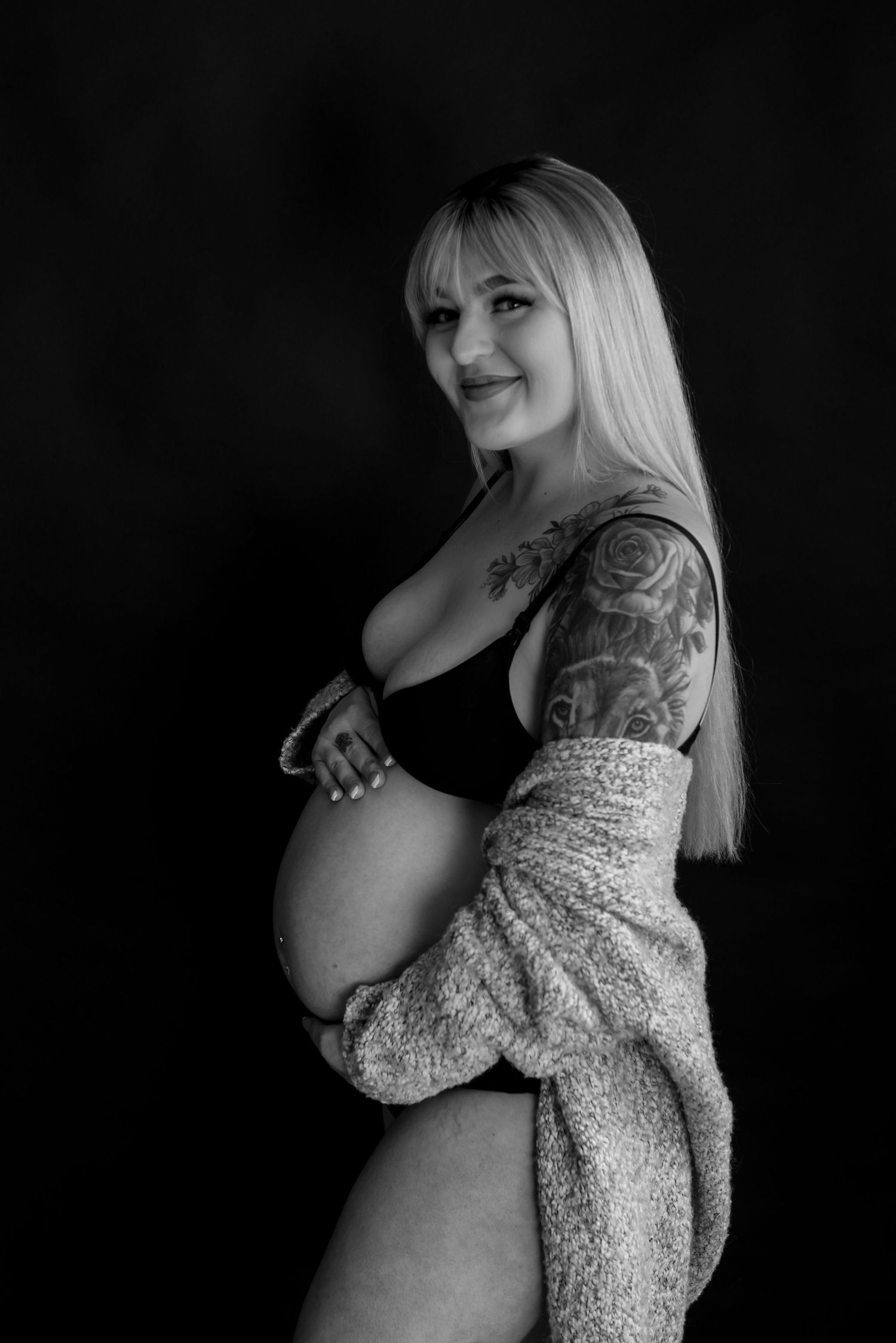 Perth maternity photography studio session