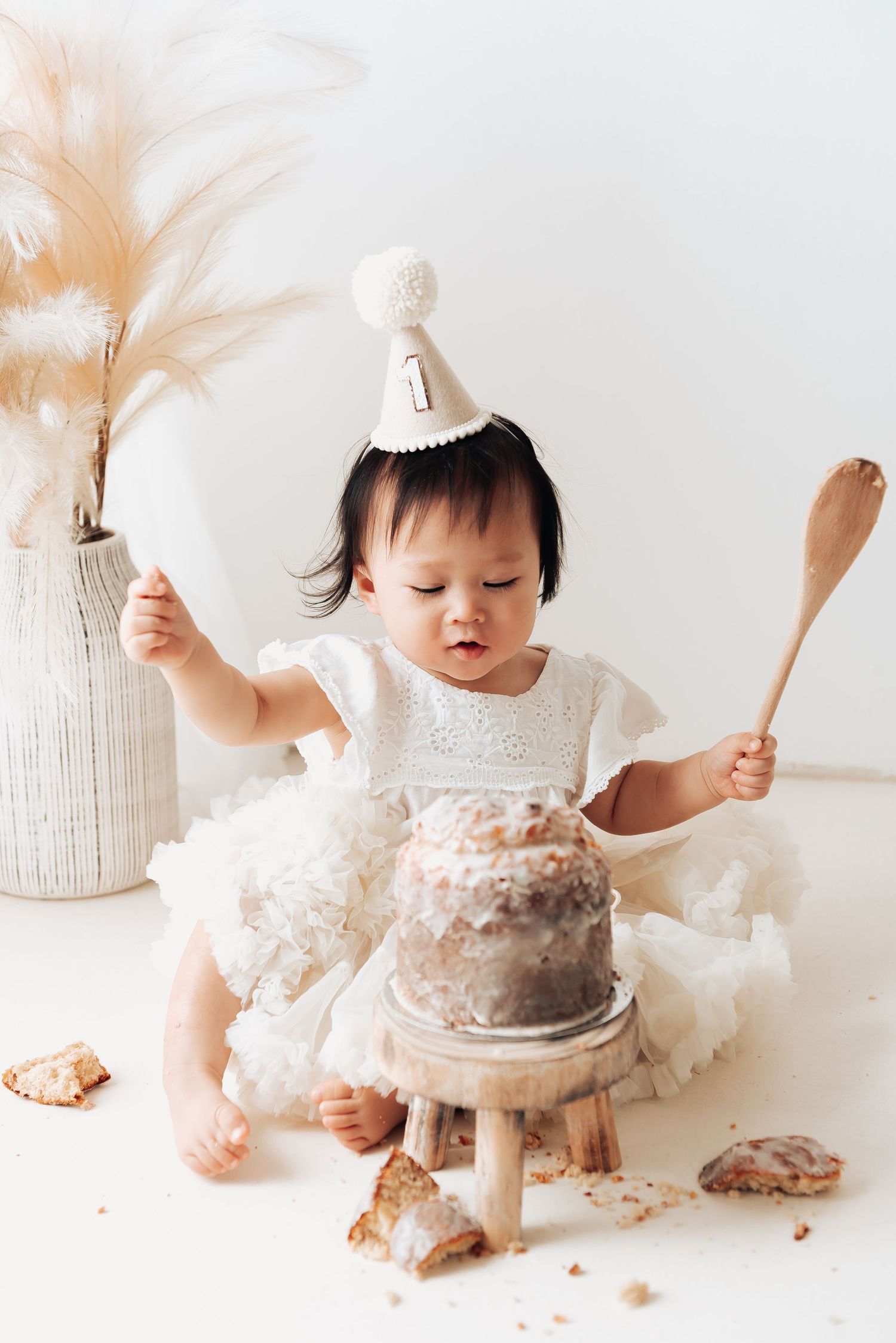 Perth cake smash photography studio session