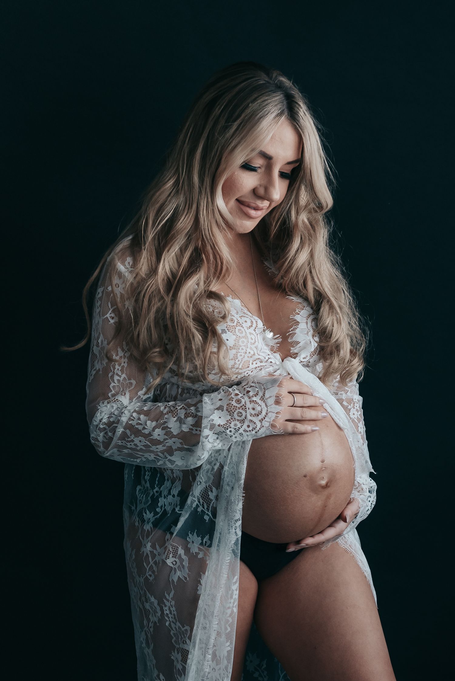 Perth maternity photography studio session
baby bump