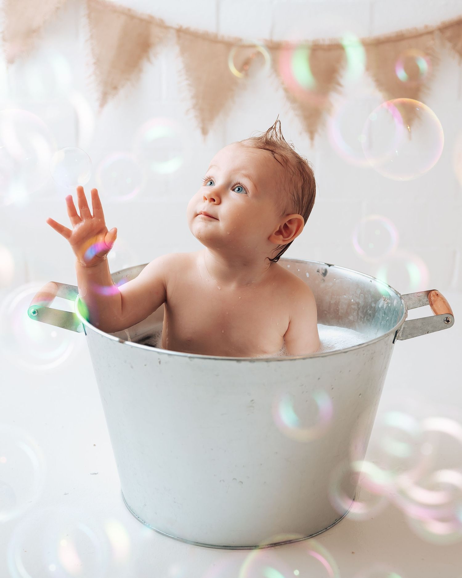 Perth cake smash bath tub bubbles photography studio session