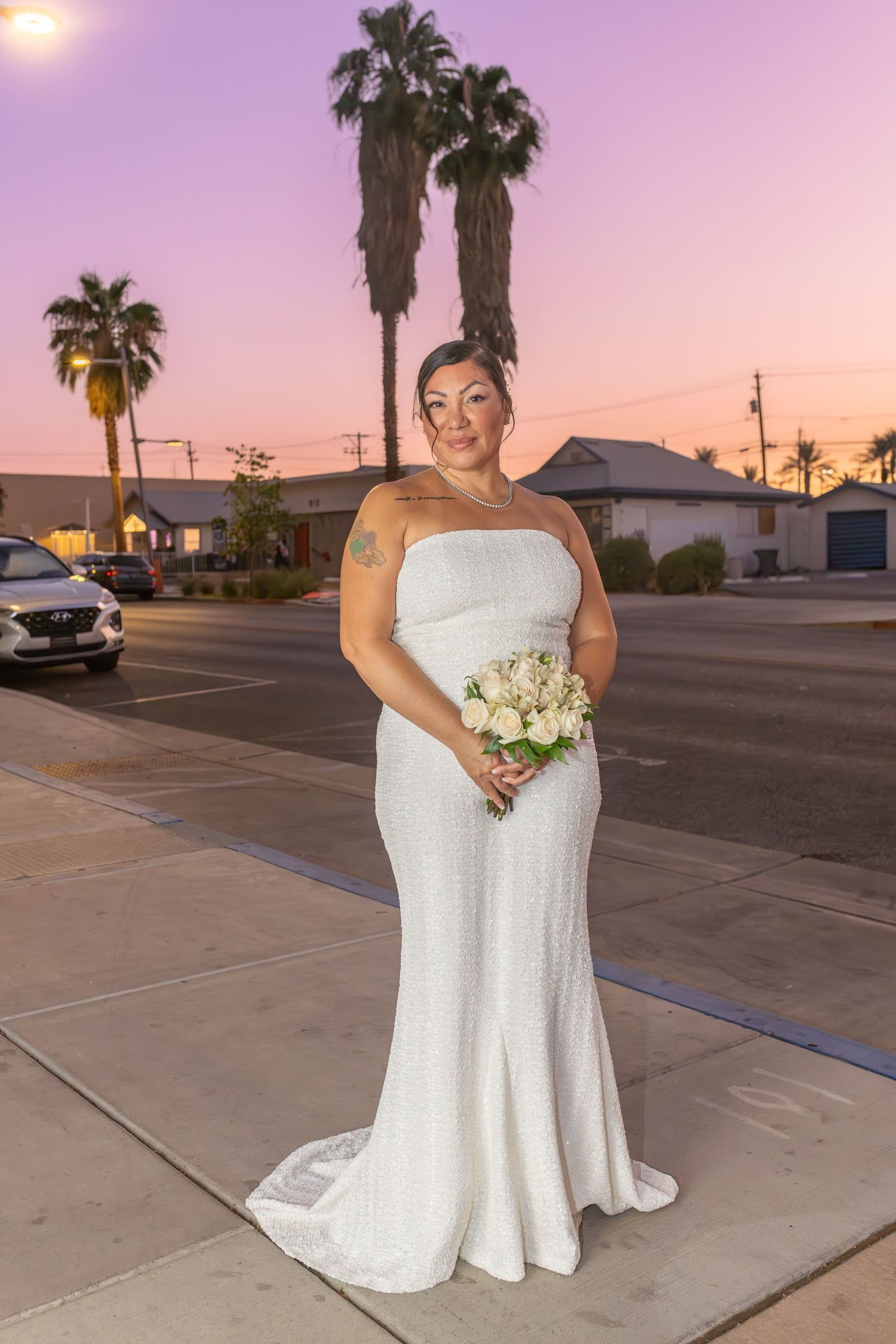 Bride and groom elopement in the beautiful Las Vegas-Las Vegas elopement photographer