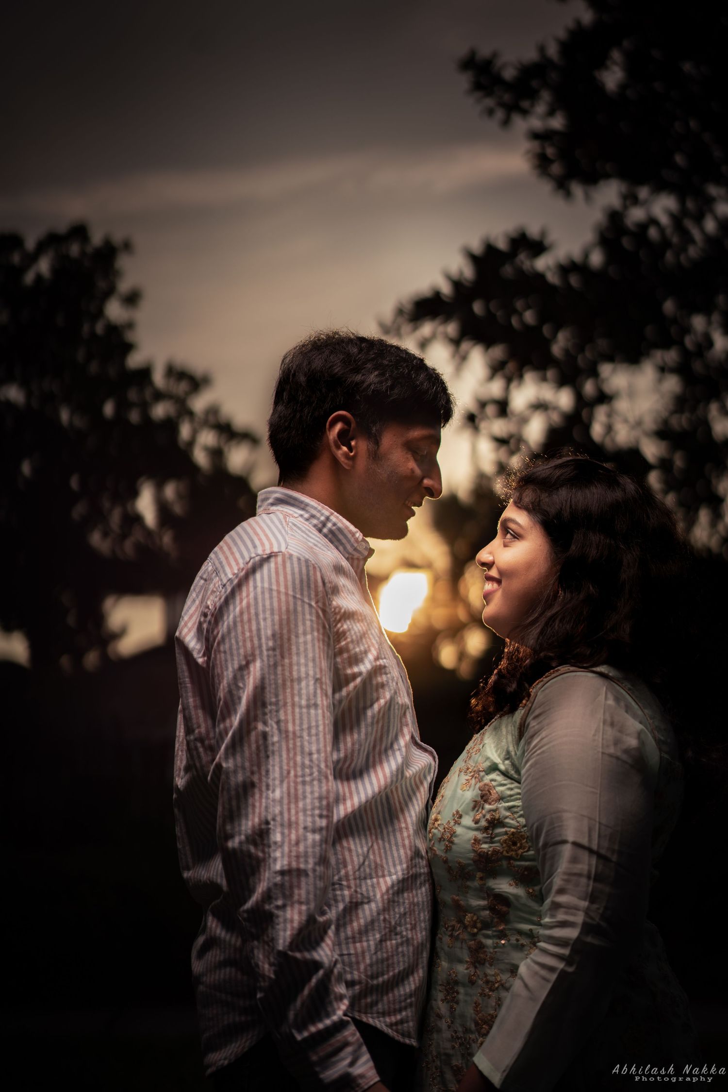 Pre-wedding photoshoot in Dallas with romantic photography and cinematic 4K video portrait photography in Dallas including family
