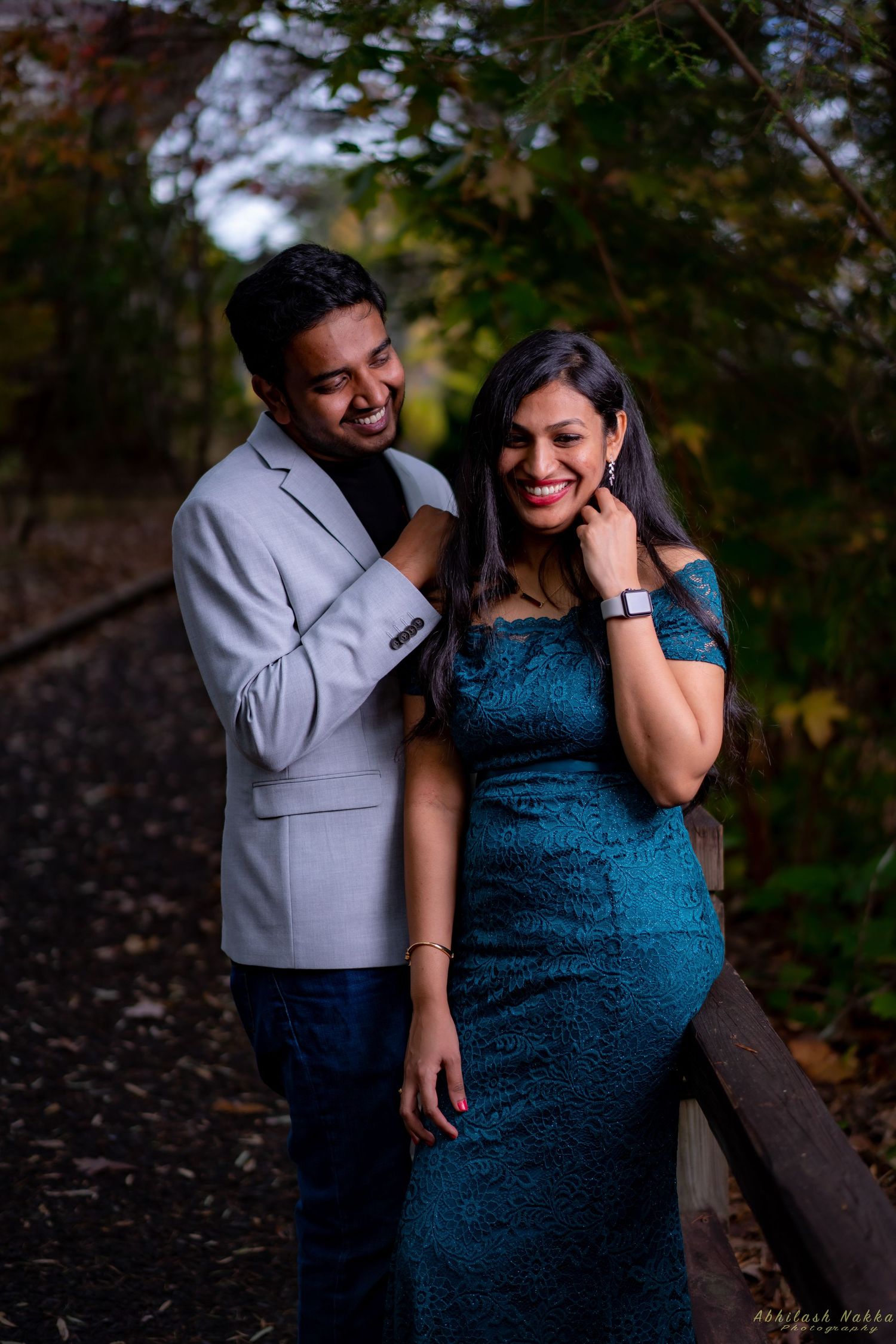 Pre-wedding photoshoot in Dallas with romantic photography and cinematic 4K video portrait photography in Dallas including family