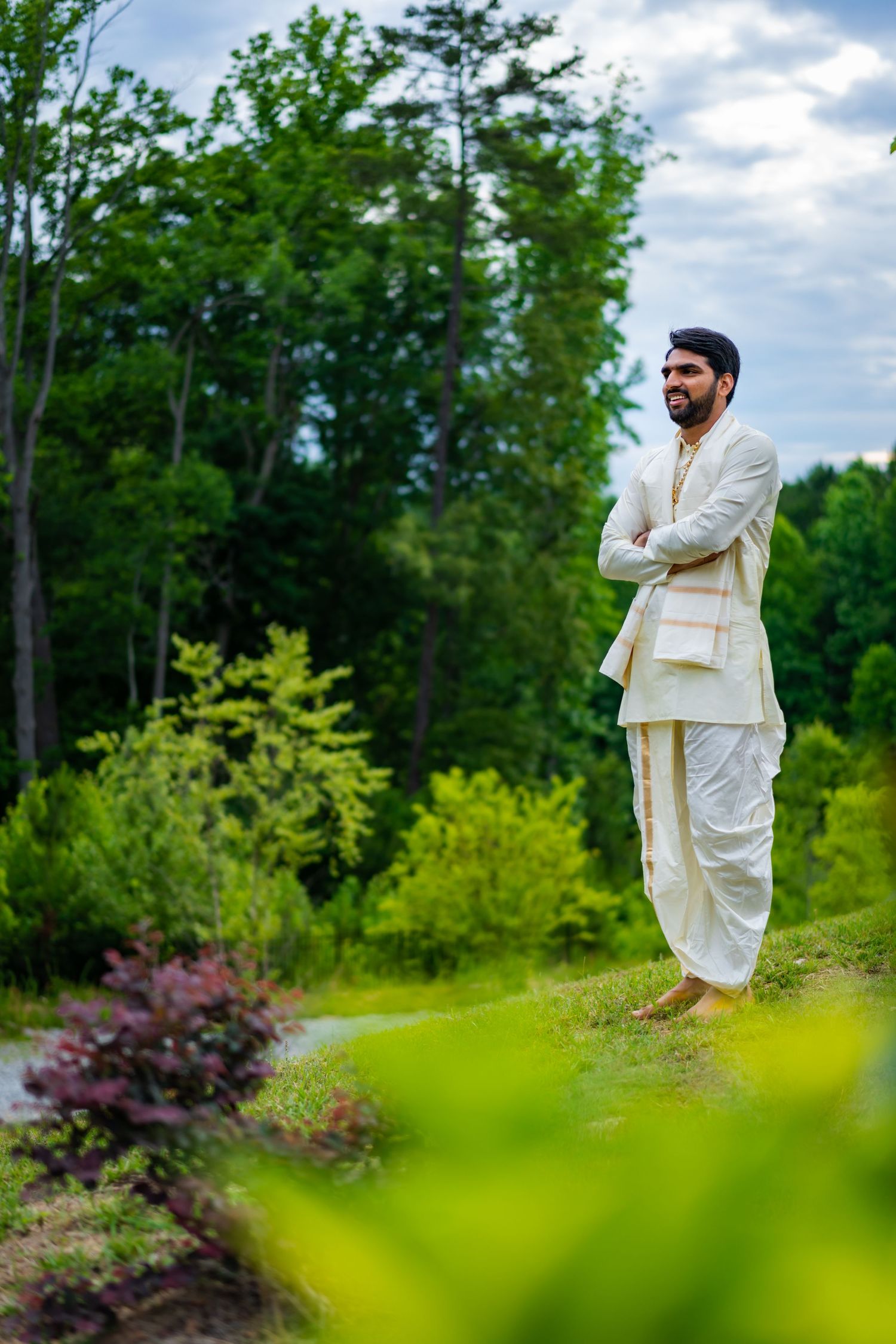Dallas wedding photographer capturing Indian and American weddings with 4K cinematic videography family, headshots, and lifestyle sessions