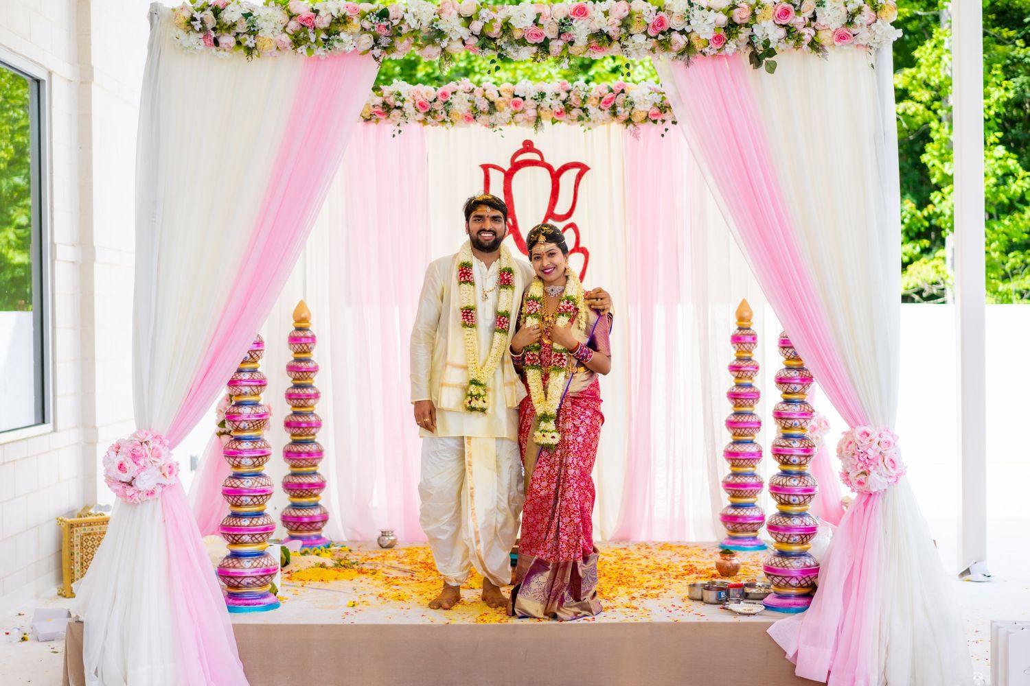 Dallas wedding photographer capturing Indian and American weddings with 4K cinematic videography family, headshots, and lifestyle sessions