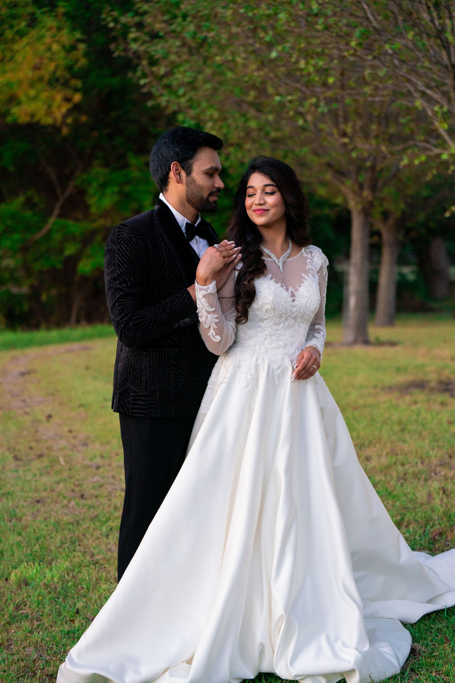 Dallas wedding photographer capturing Indian and American weddings with 4K cinematic videography
