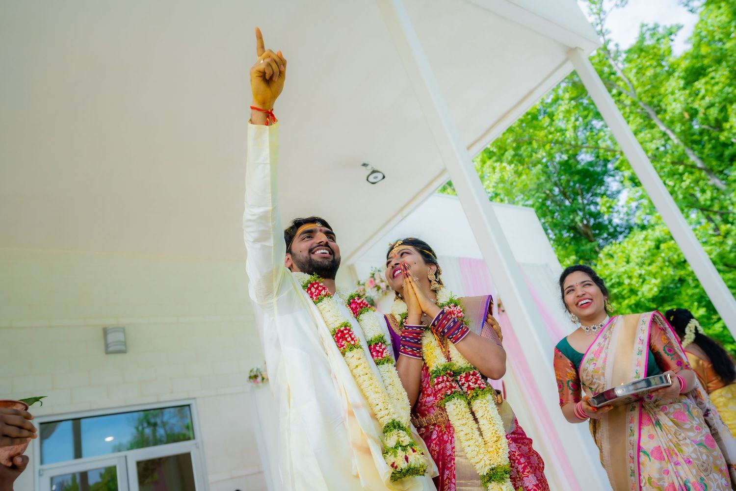Dallas wedding photographer capturing Indian and American weddings with 4K cinematic videography family, headshots, and lifestyle sessions