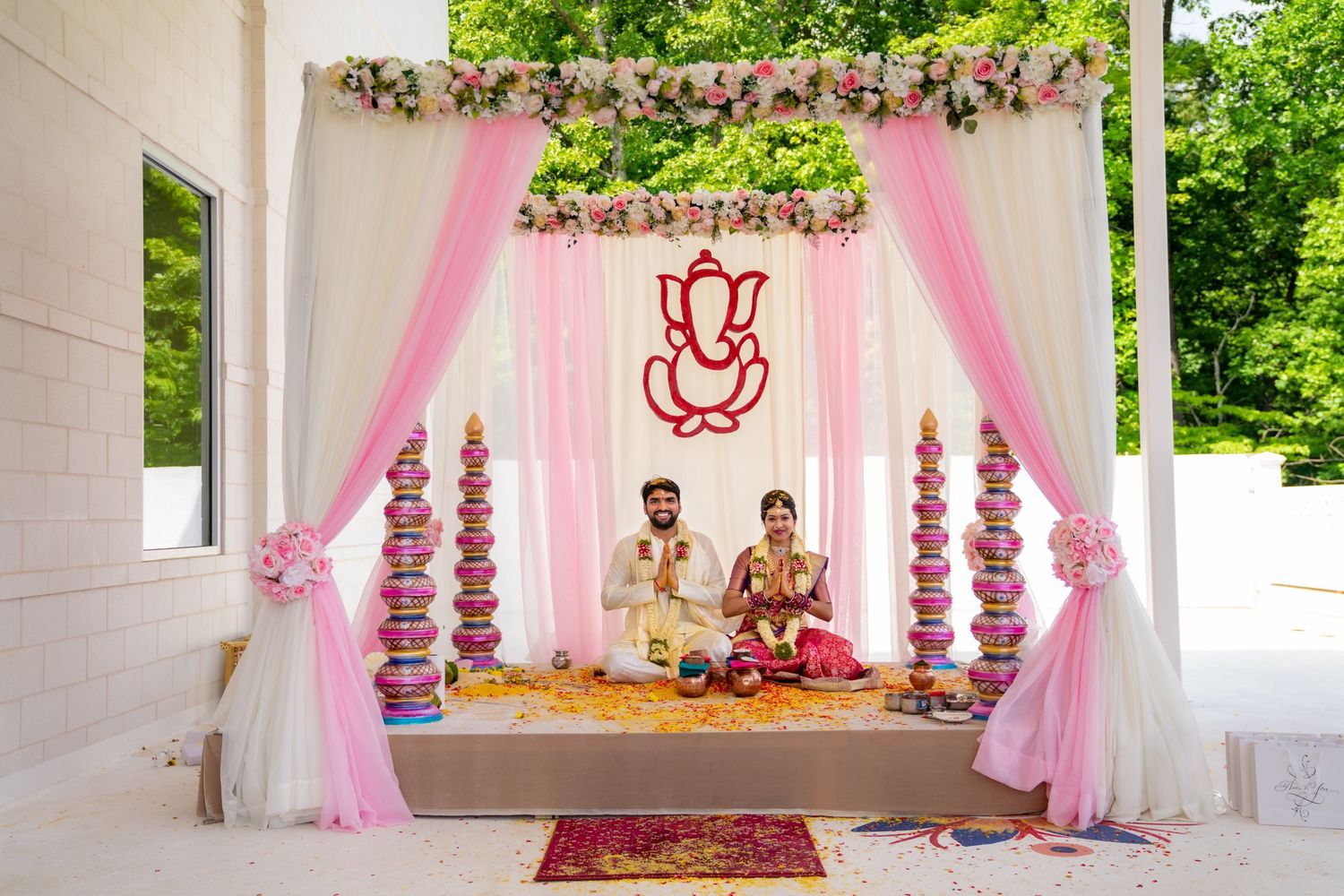 Dallas wedding photographer capturing Indian and American weddings with 4K cinematic videography family, headshots, and lifestyle sessions
