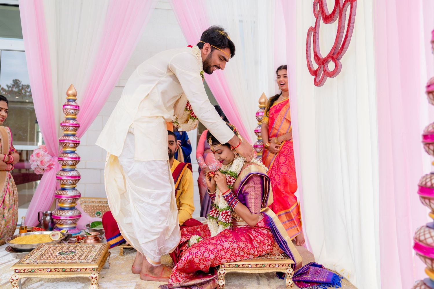 Dallas wedding photographer capturing Indian and American weddings with 4K cinematic videography family, headshots, and lifestyle sessions